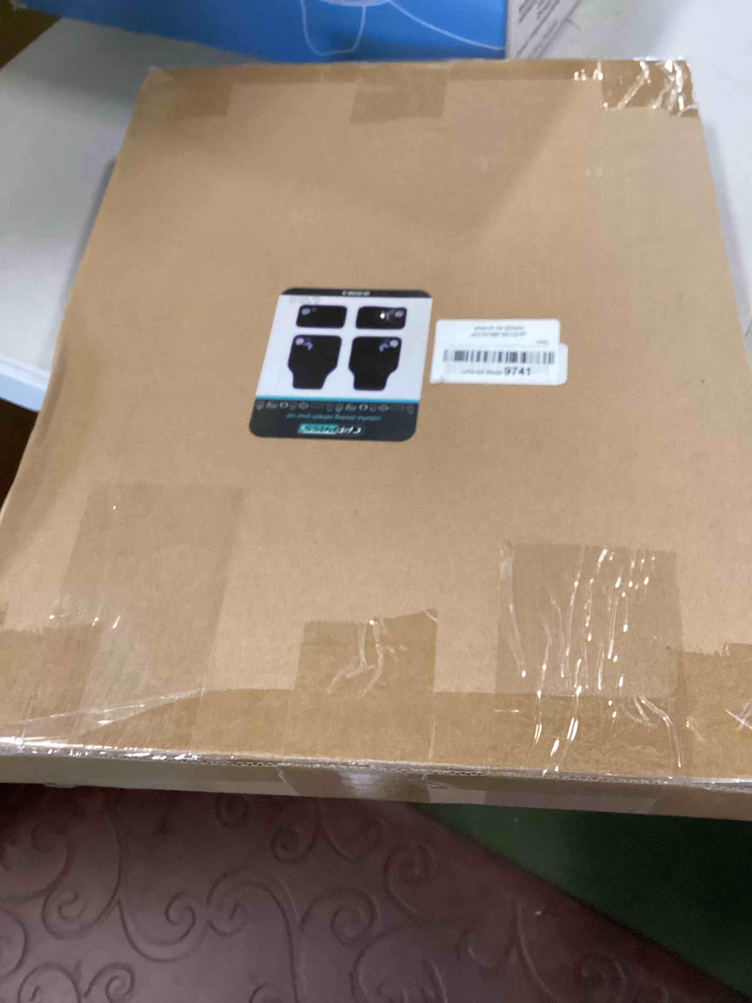 https://s3.amazonaws.com/lotting-images-prod/bidfta/BLU6482715_1719345906279.jpeg