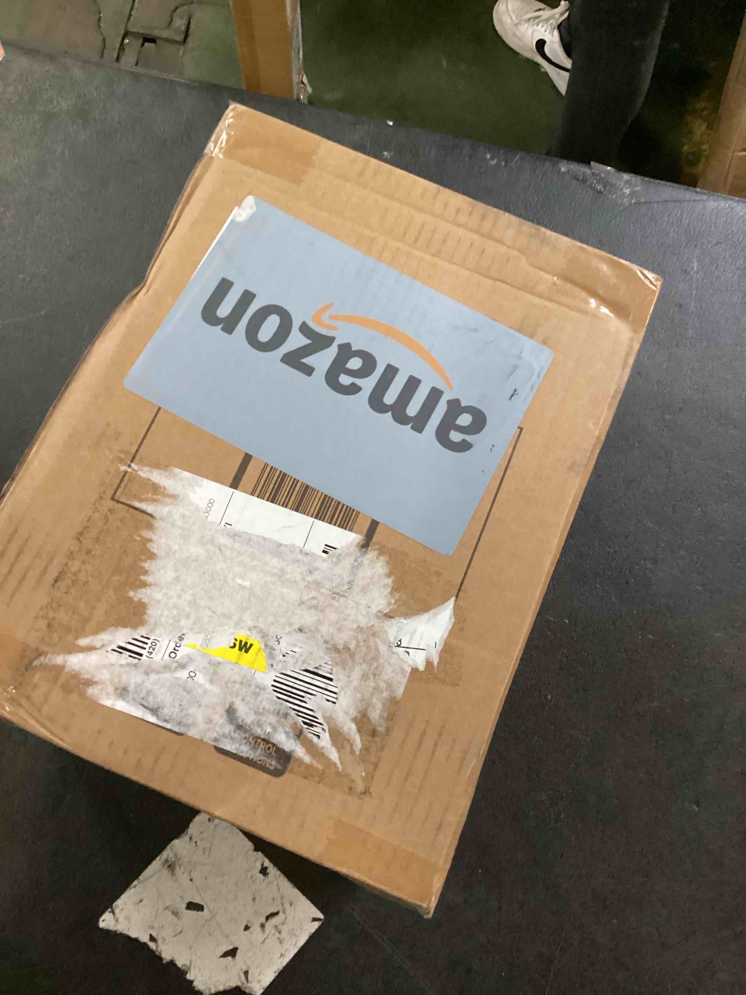 https://s3.amazonaws.com/lotting-images-prod/bidfta/BLU6486765_1719069944461.jpeg