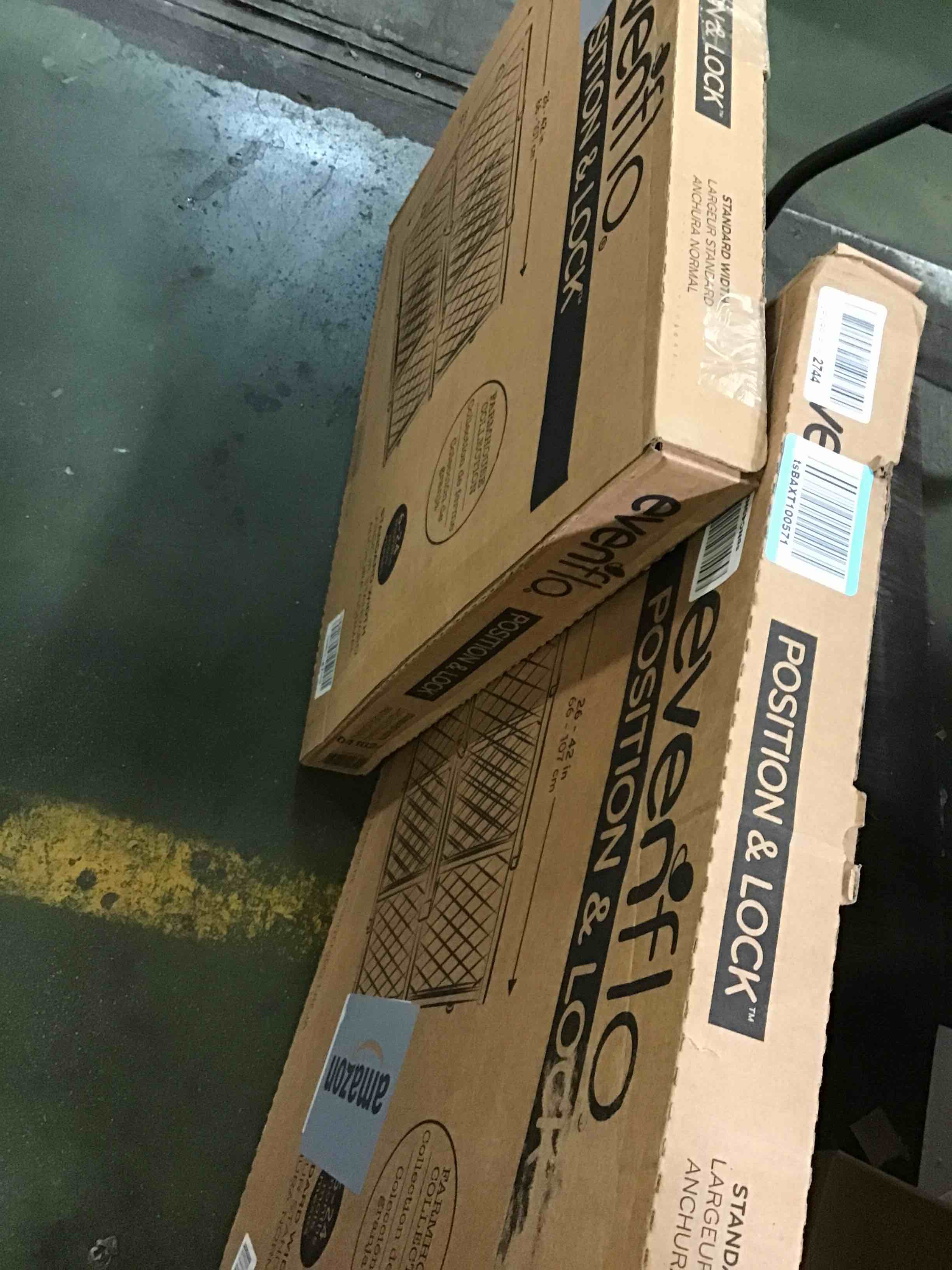 https://s3.amazonaws.com/lotting-images-prod/bidfta/BLU6486903_1719243706423.jpeg