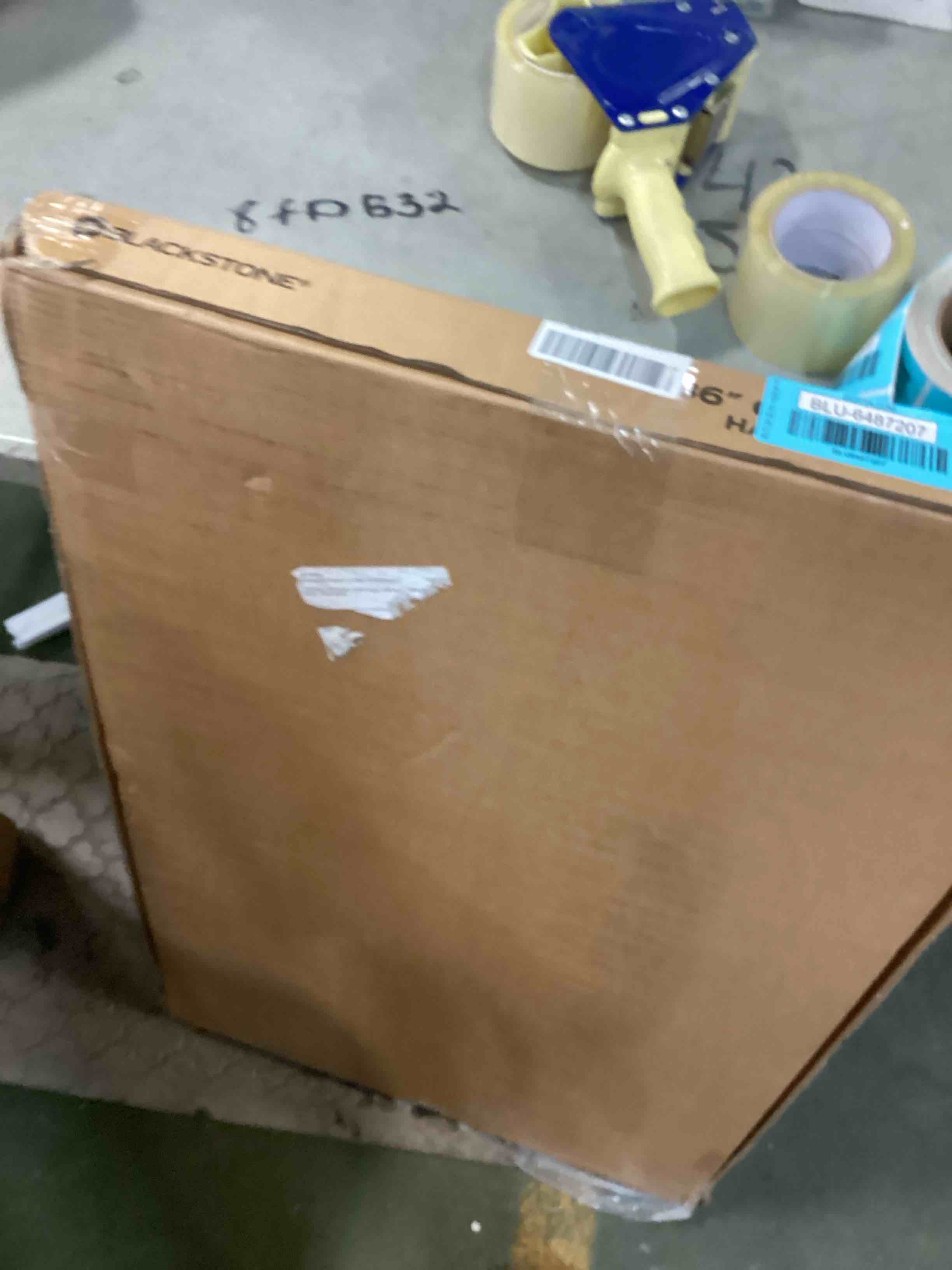 https://s3.amazonaws.com/lotting-images-prod/bidfta/BLU6487207_1719588275166.jpeg