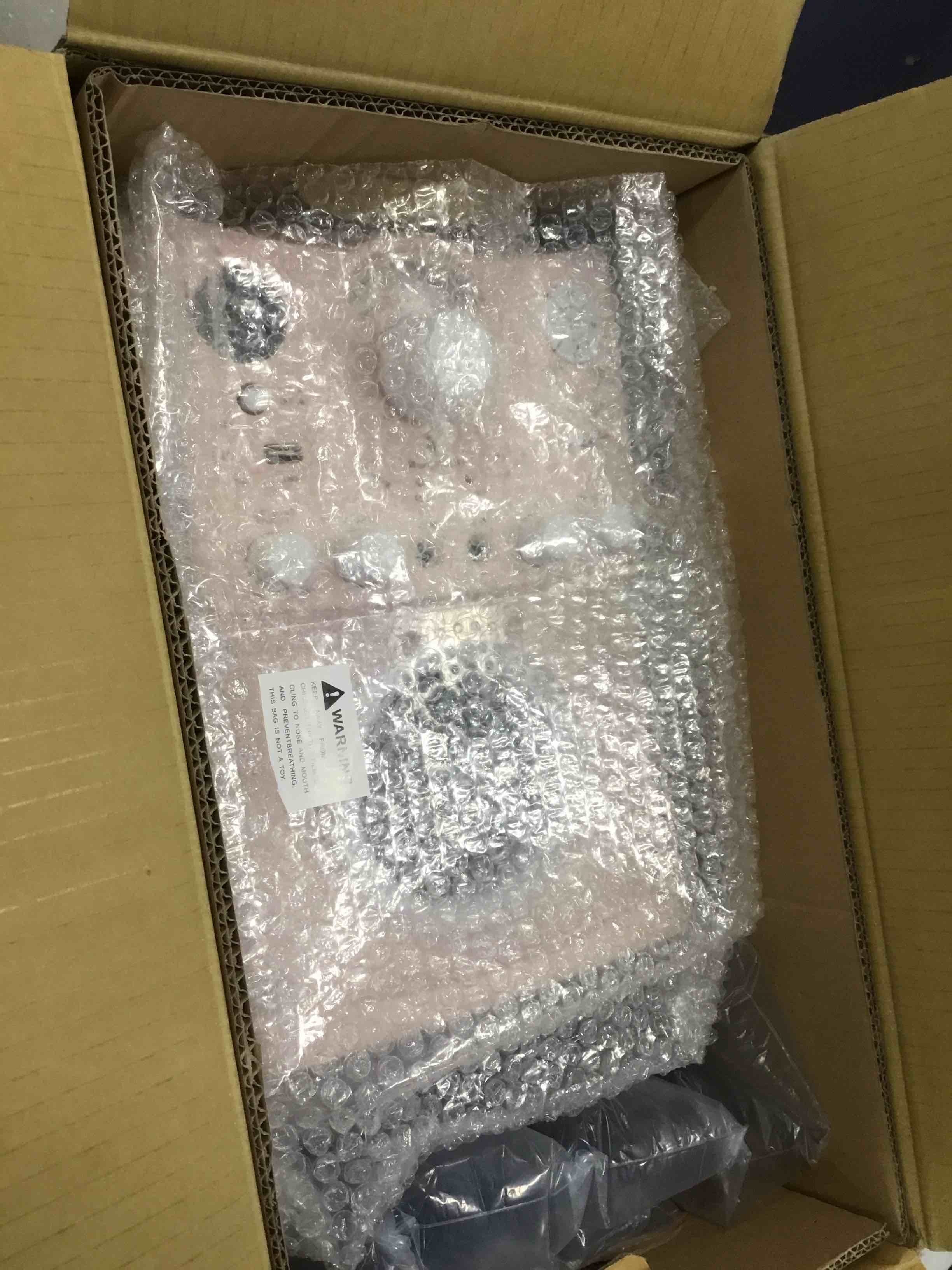https://s3.amazonaws.com/lotting-images-prod/bidfta/BLU6487427_1719836586322.jpeg
