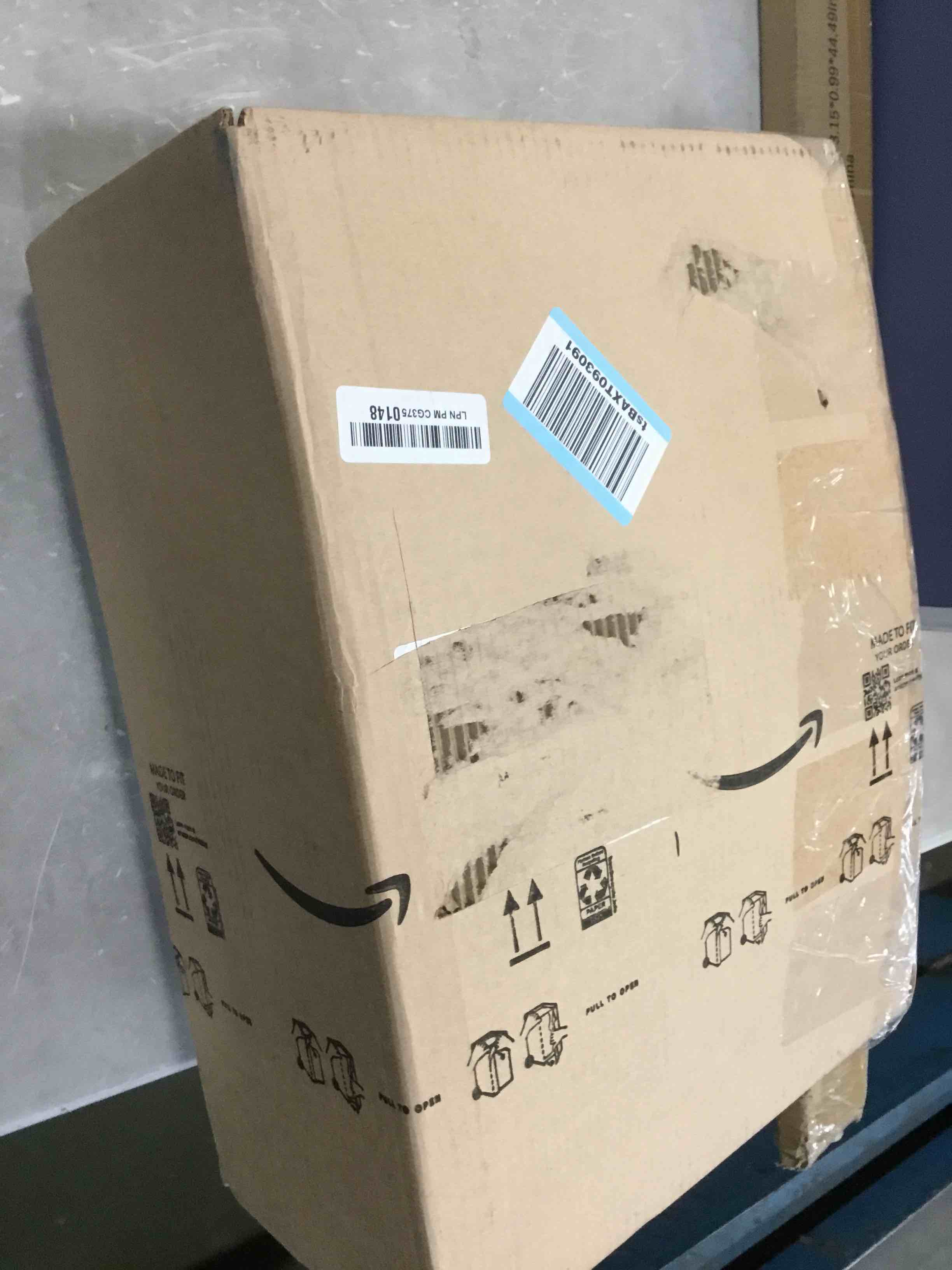 https://s3.amazonaws.com/lotting-images-prod/bidfta/BLU6487522_1719847918762.jpeg