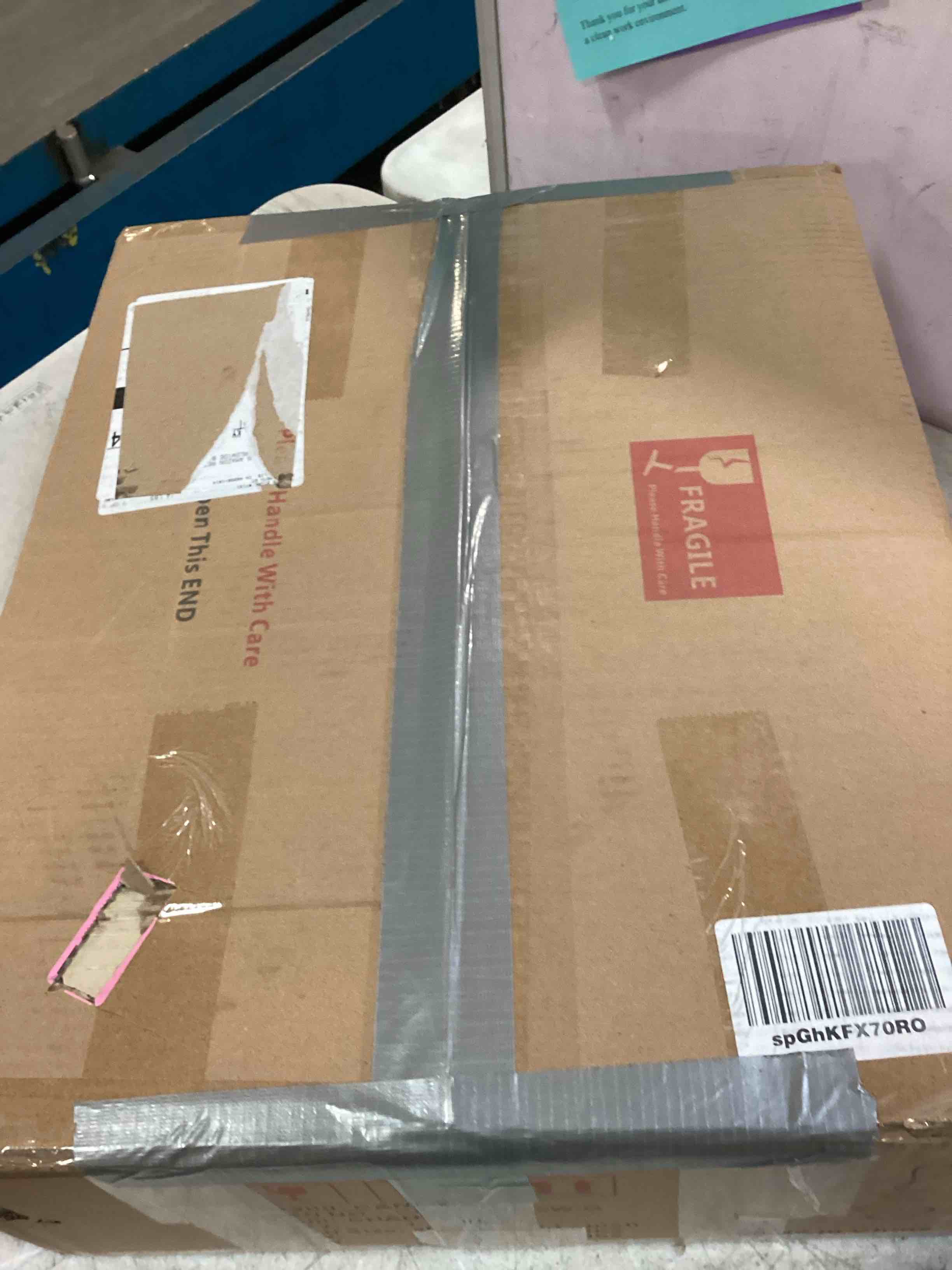 https://s3.amazonaws.com/lotting-images-prod/bidfta/BLU6487697_1719956790854.jpeg