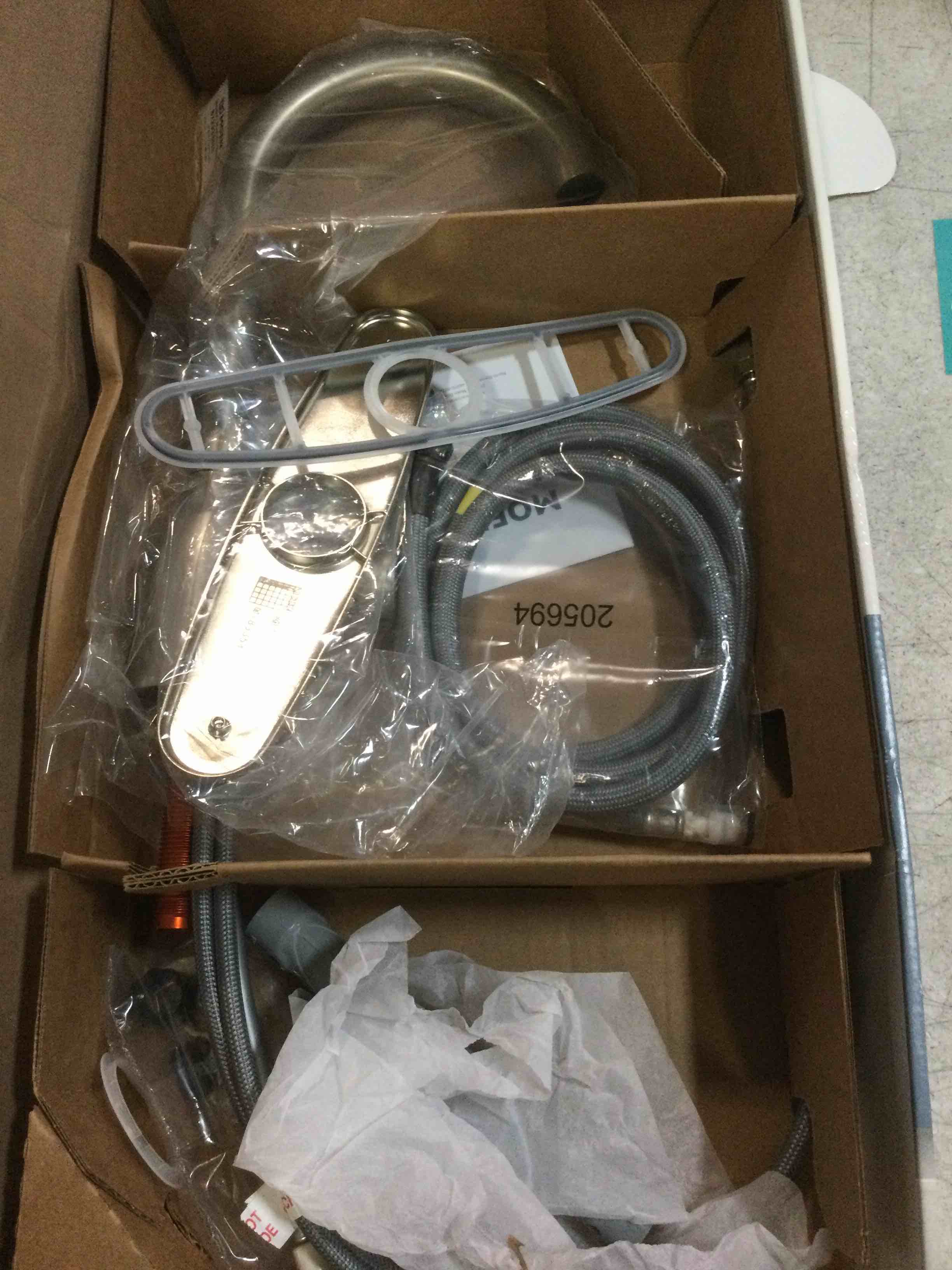 https://s3.amazonaws.com/lotting-images-prod/bidfta/BLU6487804_1720041300966.jpeg