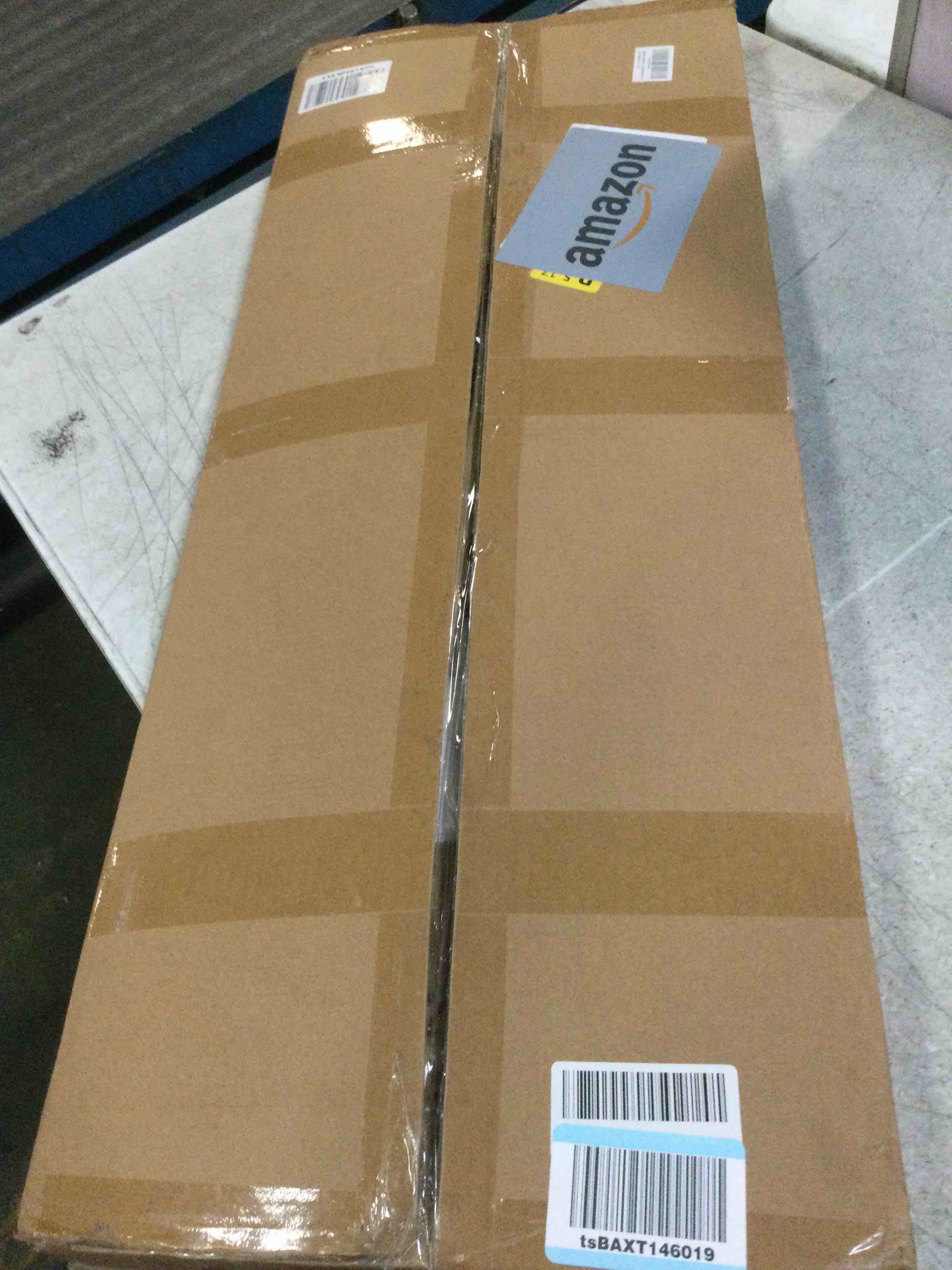 https://s3.amazonaws.com/lotting-images-prod/bidfta/BLU6487832_1720045904991.jpeg