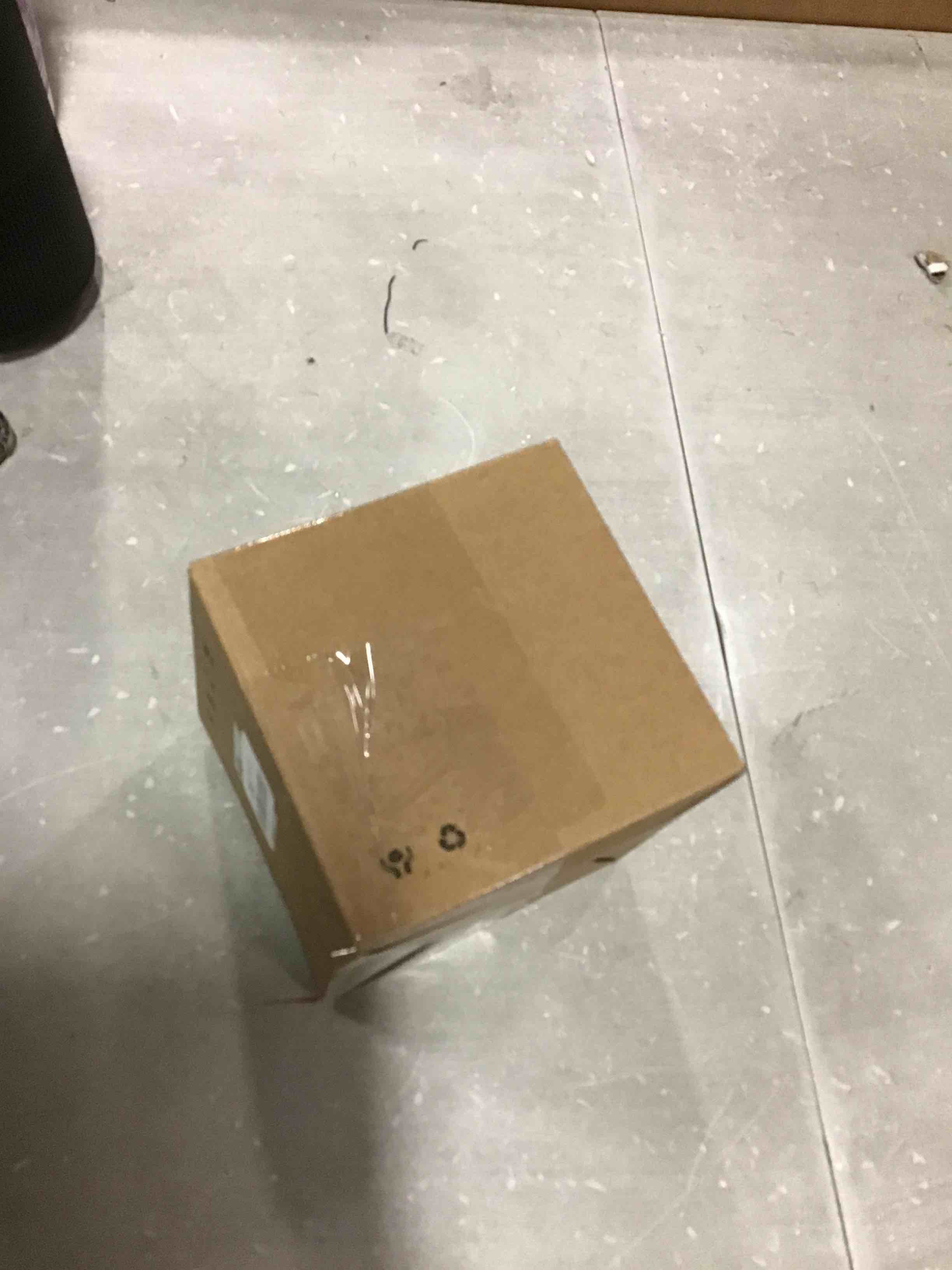 https://s3.amazonaws.com/lotting-images-prod/bidfta/BLU6489678_1719404924349.jpeg