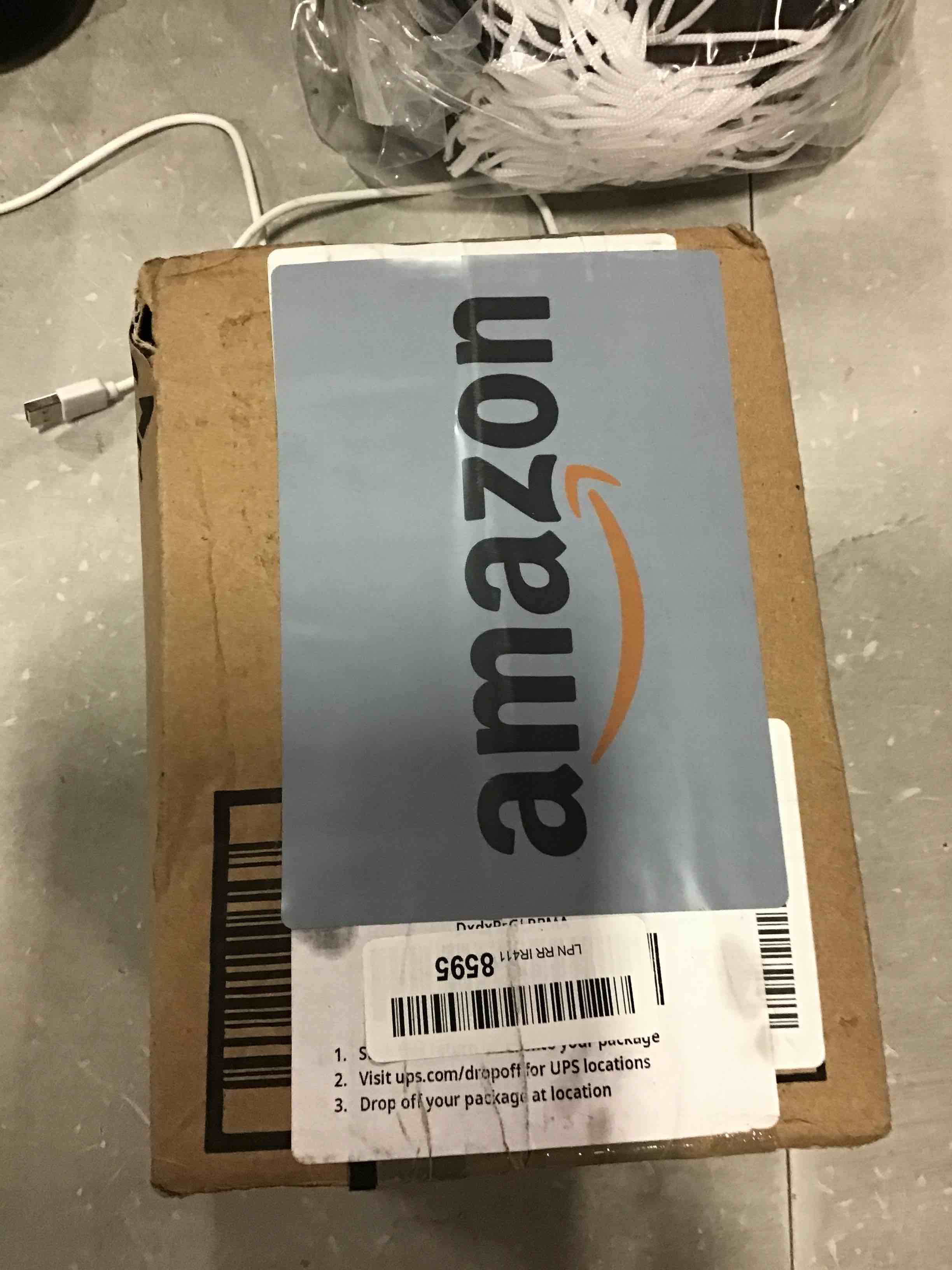 https://s3.amazonaws.com/lotting-images-prod/bidfta/BLU6489760_1719411650193.jpeg