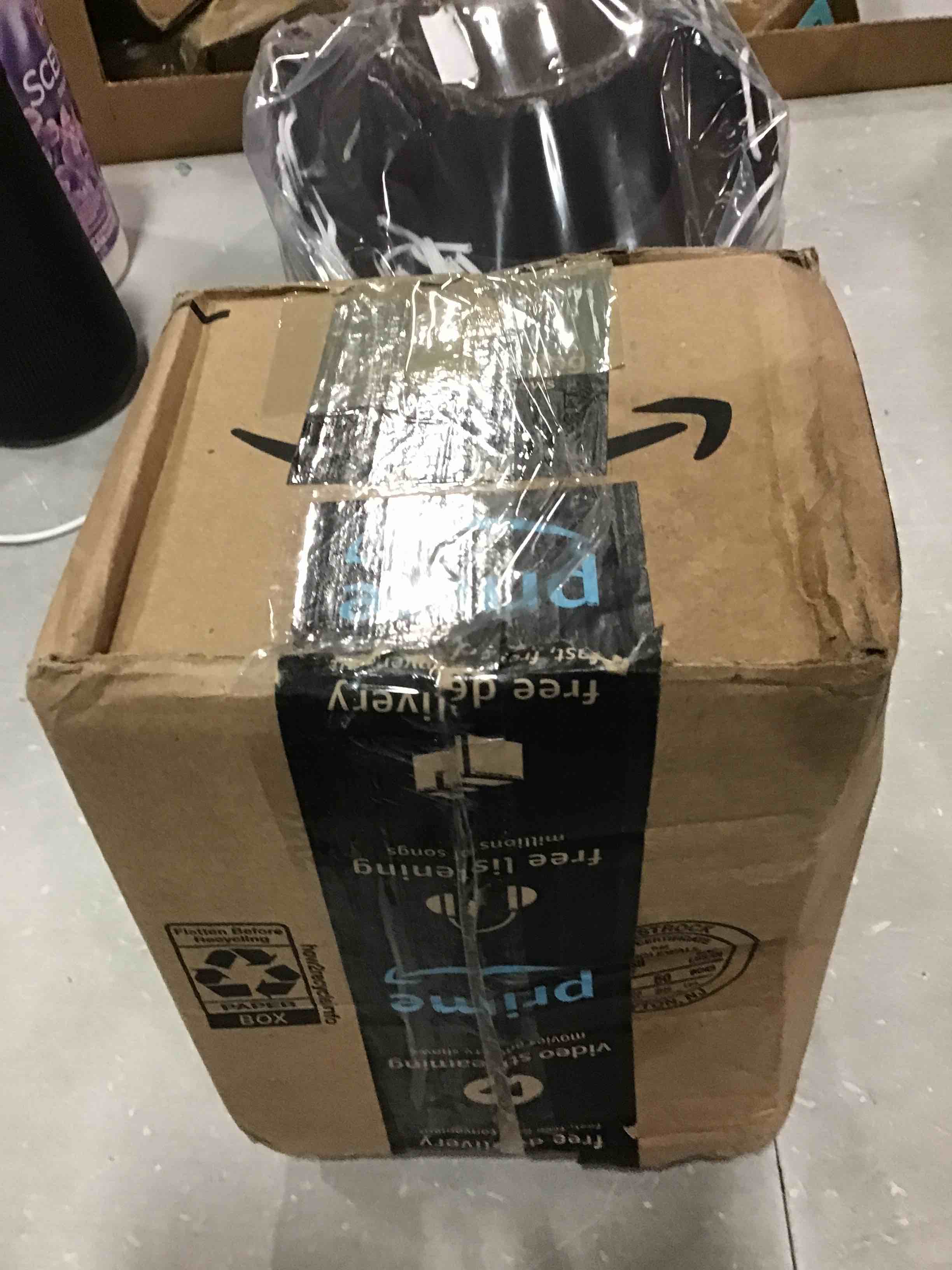 https://s3.amazonaws.com/lotting-images-prod/bidfta/BLU6489760_1719411689477.jpeg