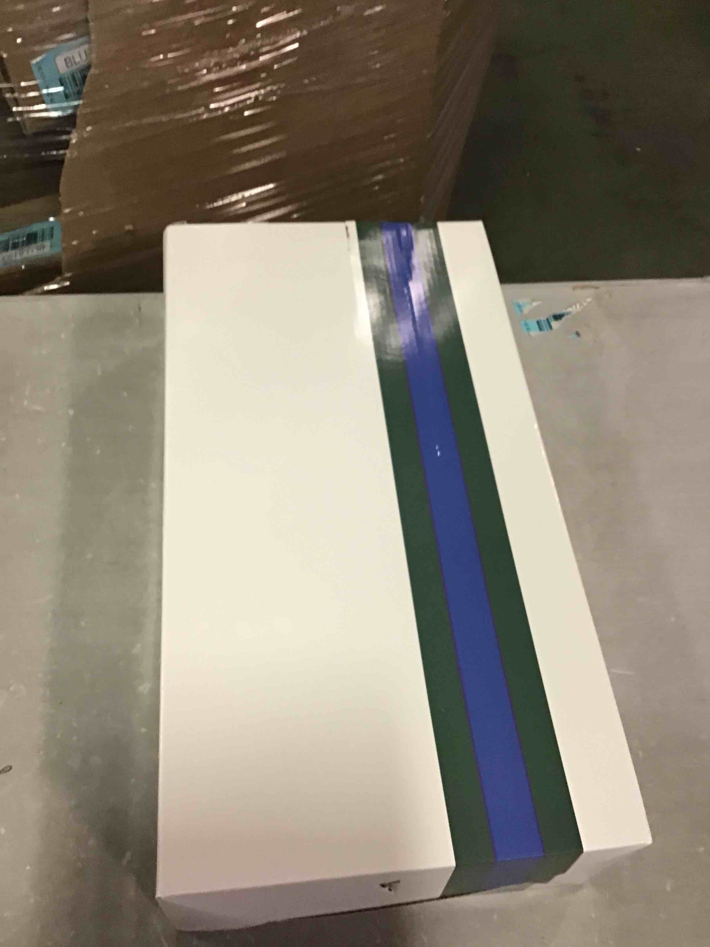 https://s3.amazonaws.com/lotting-images-prod/bidfta/BLU6490117_1719495353943.jpeg