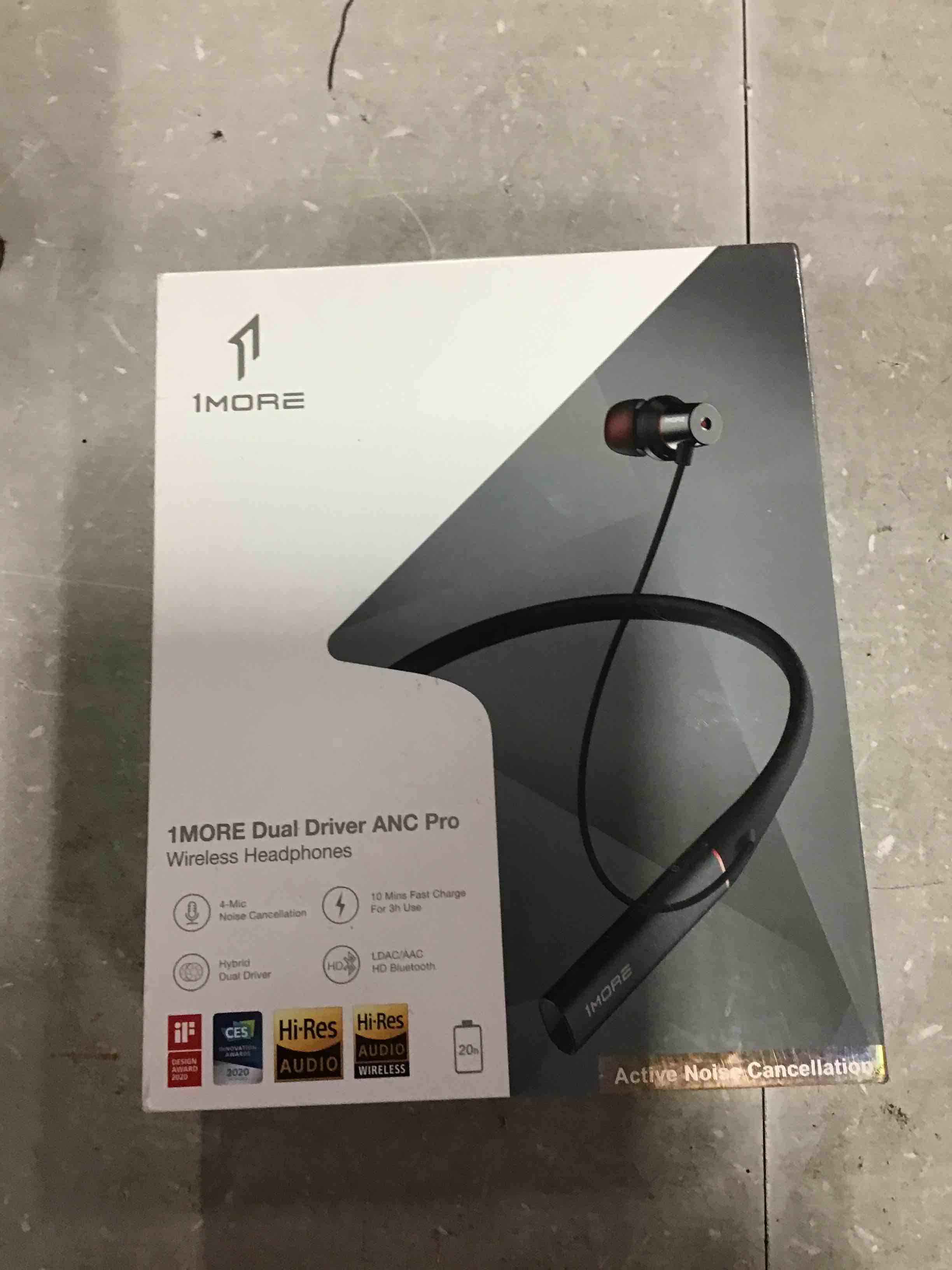 https://s3.amazonaws.com/lotting-images-prod/bidfta/BLU6490918_1719924413645.jpeg