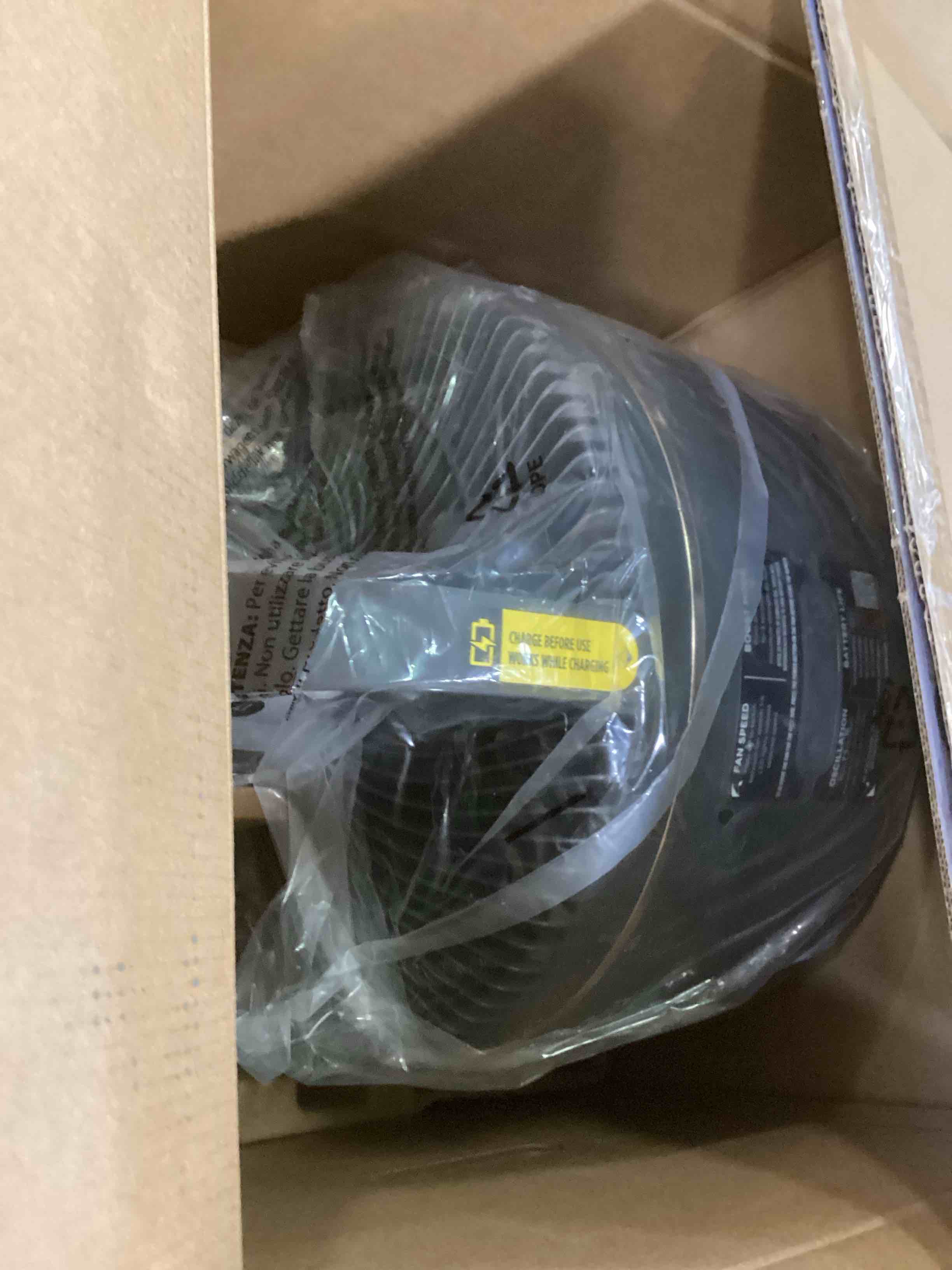 https://s3.amazonaws.com/lotting-images-prod/bidfta/BLU6491201_1719424091803.jpeg