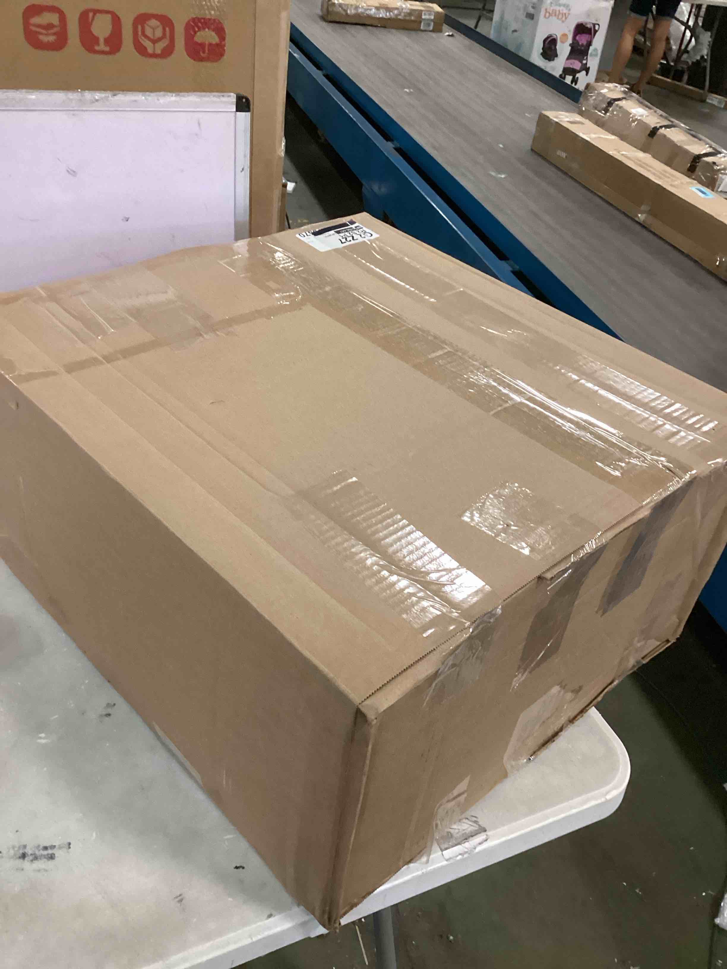 https://s3.amazonaws.com/lotting-images-prod/bidfta/BLU6491225_1719426623932.jpeg