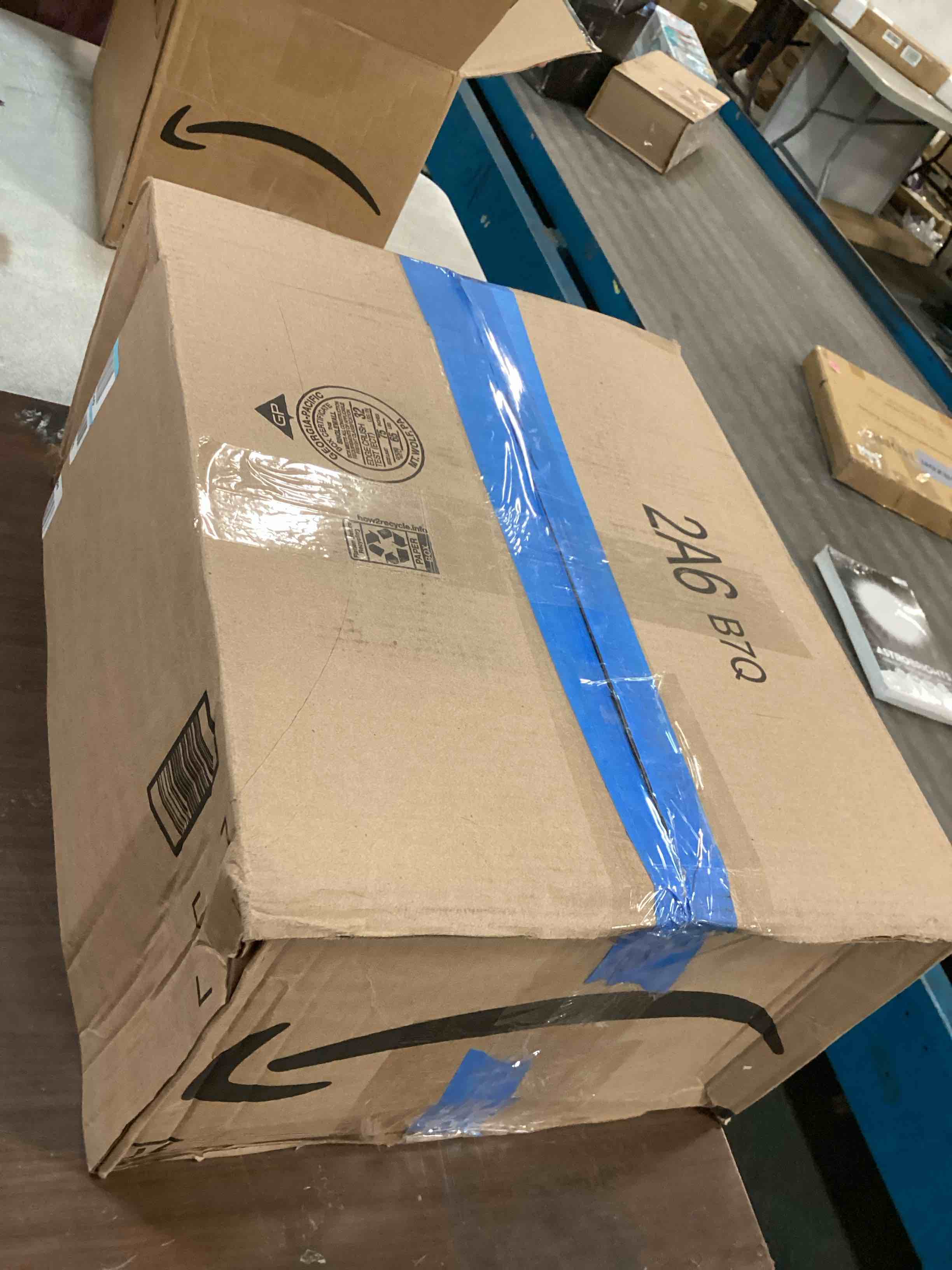 https://s3.amazonaws.com/lotting-images-prod/bidfta/BLU6491544_1719837099626.jpeg
