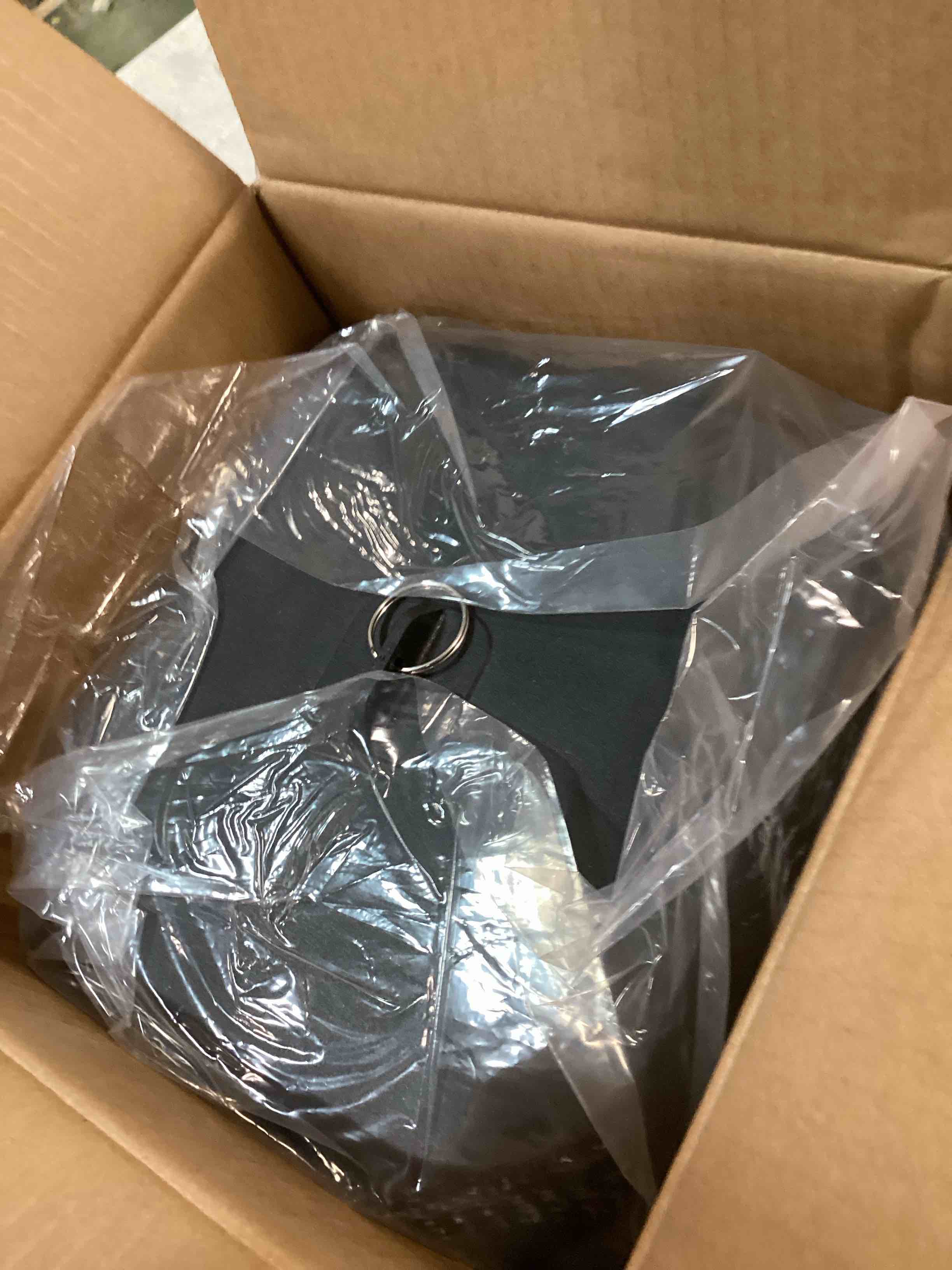 https://s3.amazonaws.com/lotting-images-prod/bidfta/BLU6491701_1719859264507.jpeg