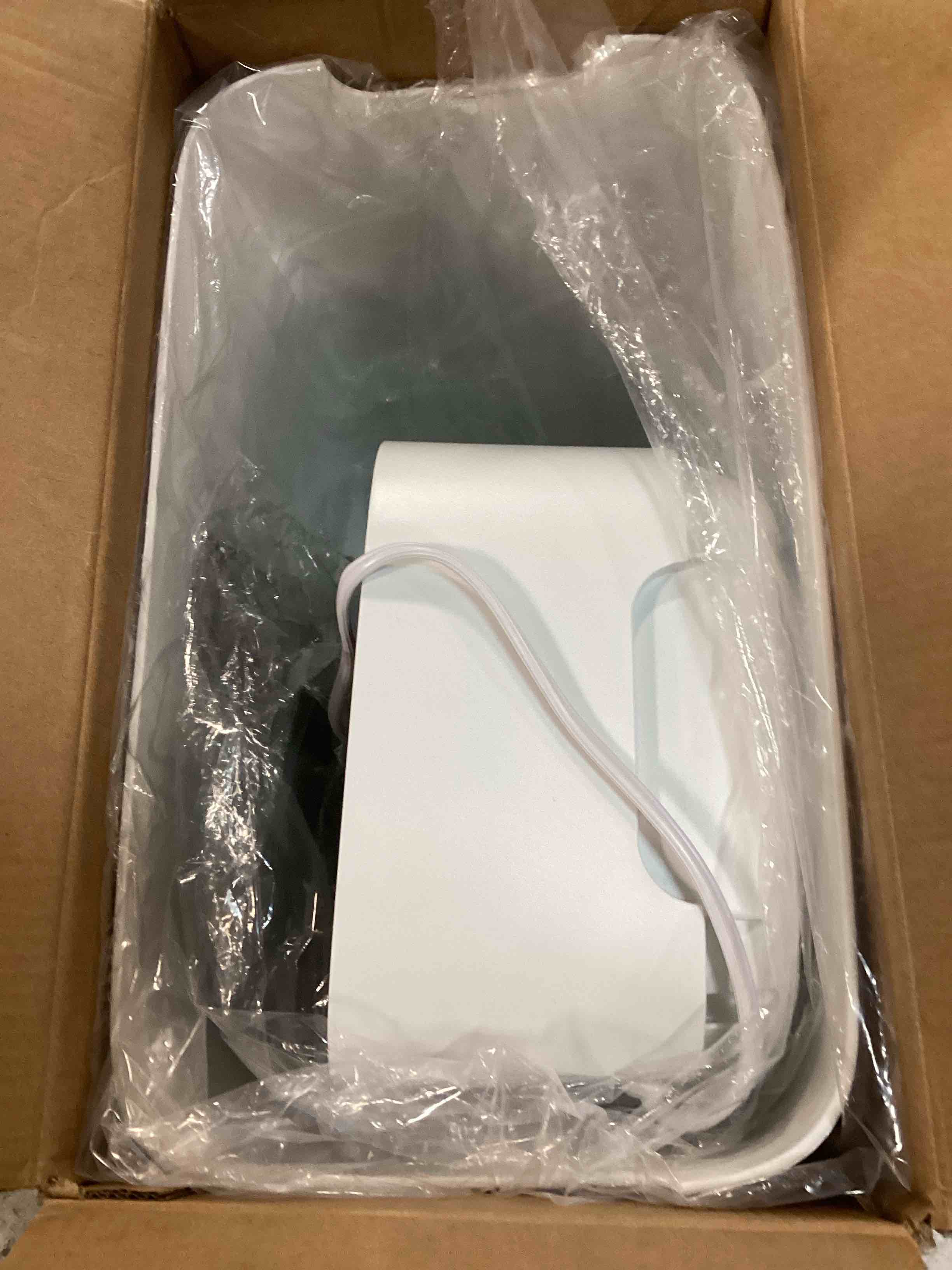 https://s3.amazonaws.com/lotting-images-prod/bidfta/BLU6491755_1719920099579.jpeg