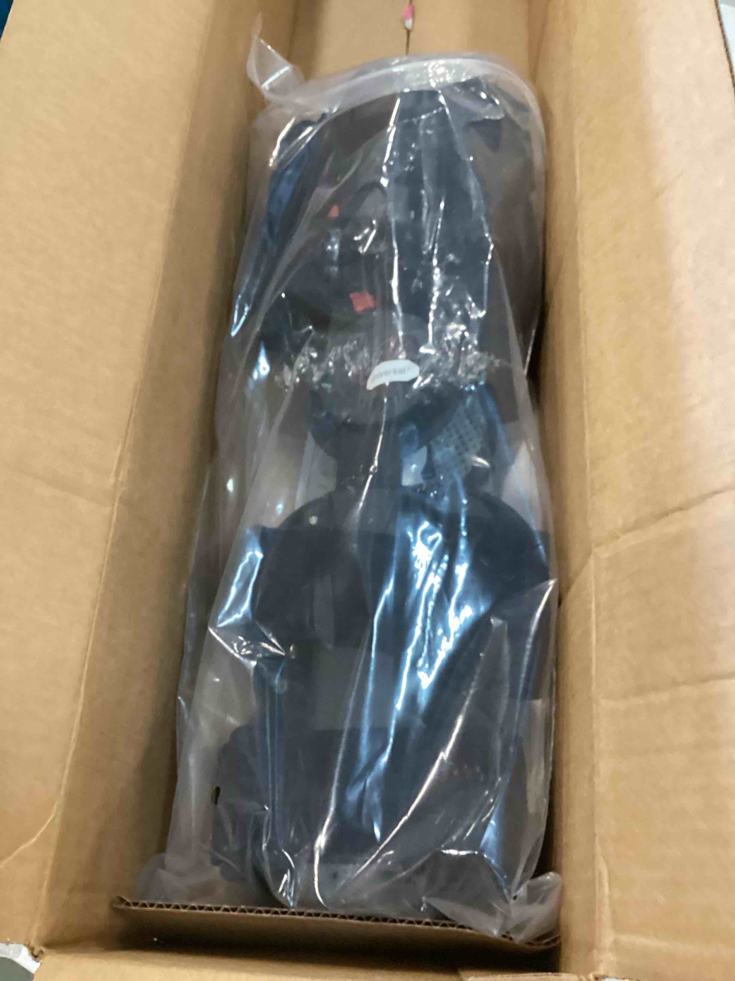 https://s3.amazonaws.com/lotting-images-prod/bidfta/BLU6491963_1719949399460.jpeg