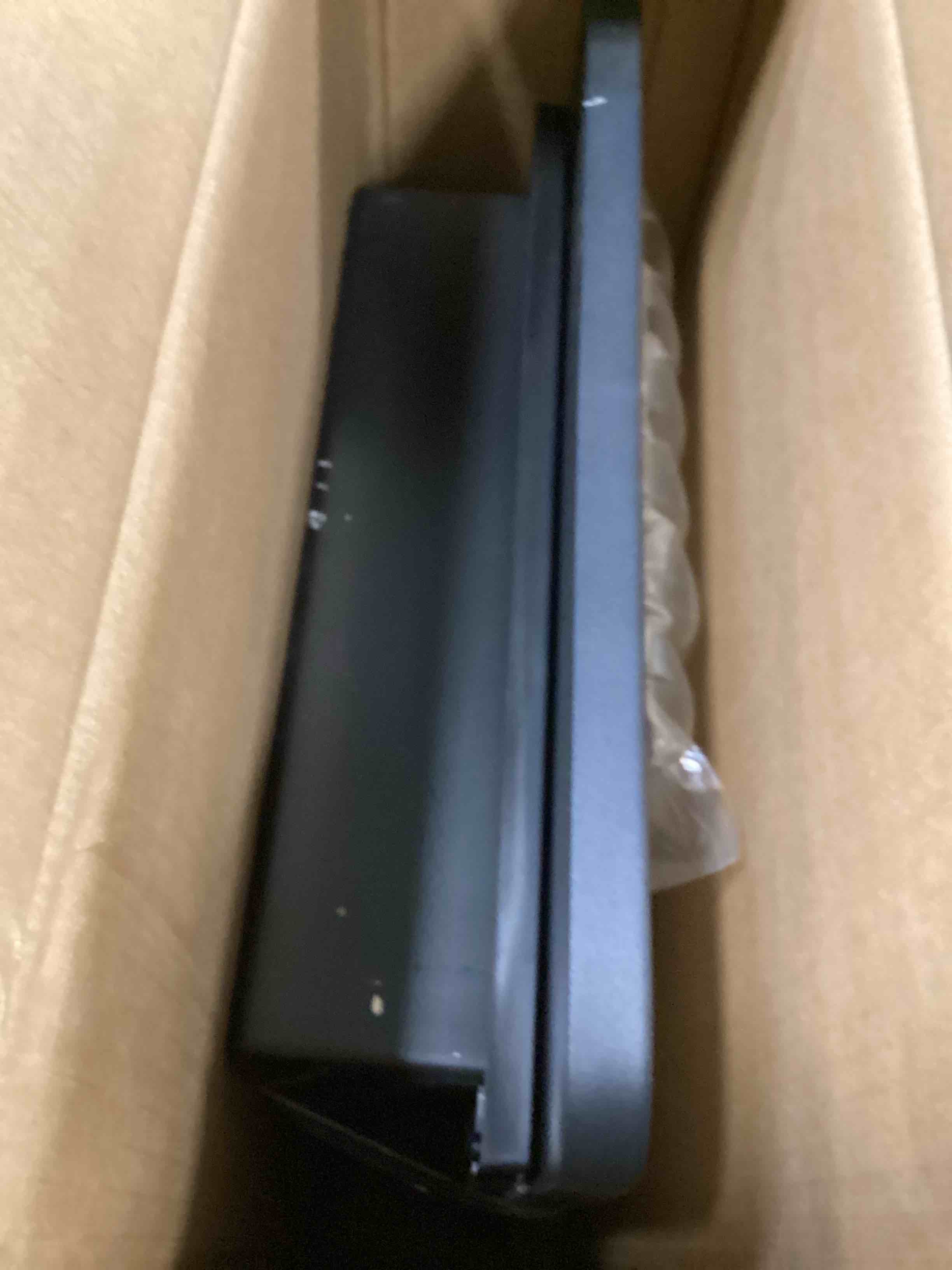 https://s3.amazonaws.com/lotting-images-prod/bidfta/BLU6492301_1720622811030.jpeg