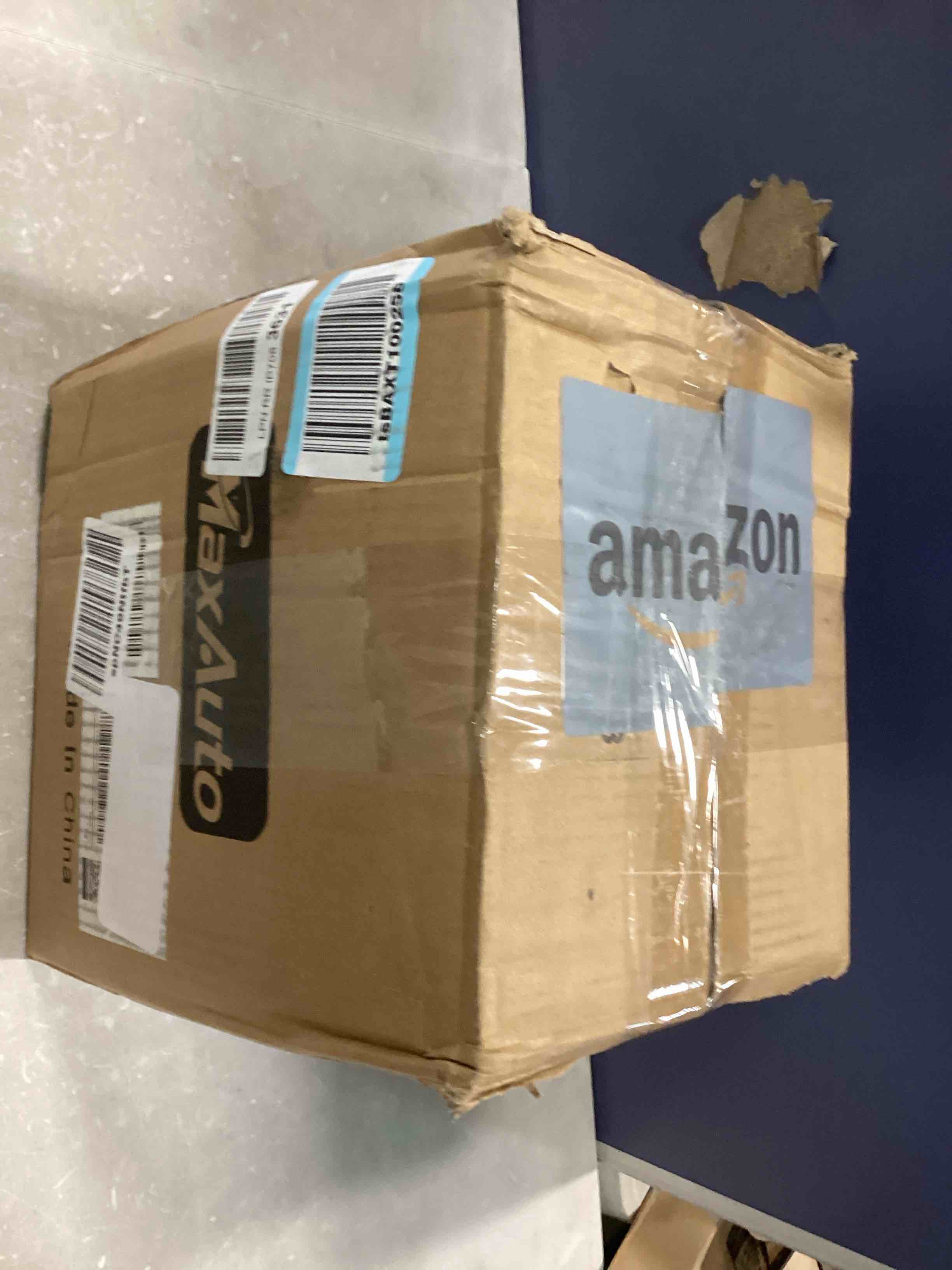 https://s3.amazonaws.com/lotting-images-prod/bidfta/BLU6493976_1719415438164.jpeg