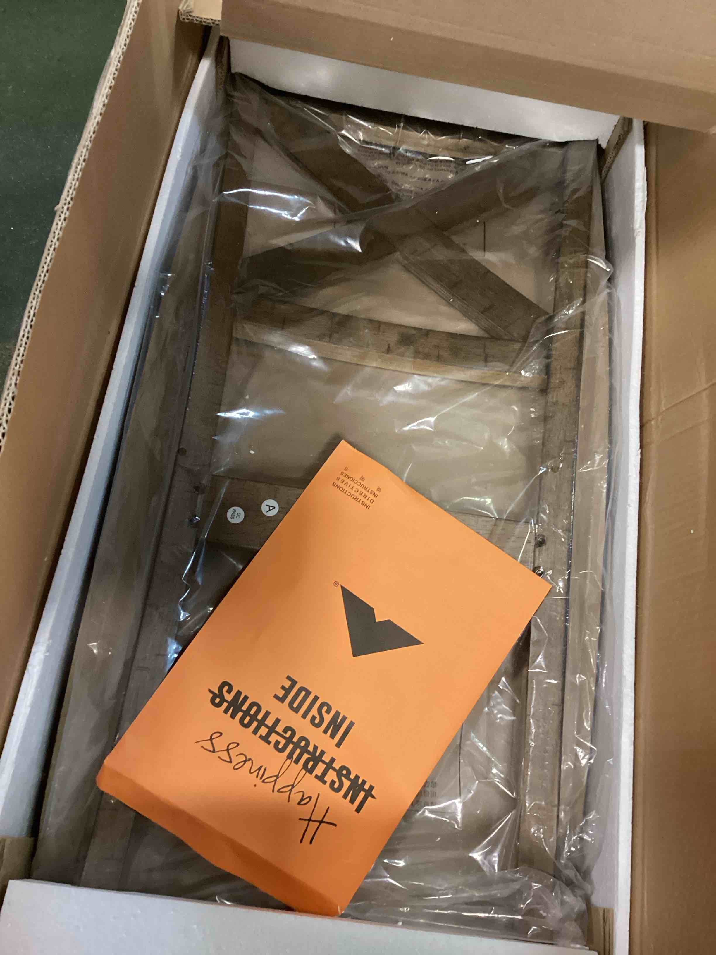 https://s3.amazonaws.com/lotting-images-prod/bidfta/BLU6494096_1719430826542.jpeg