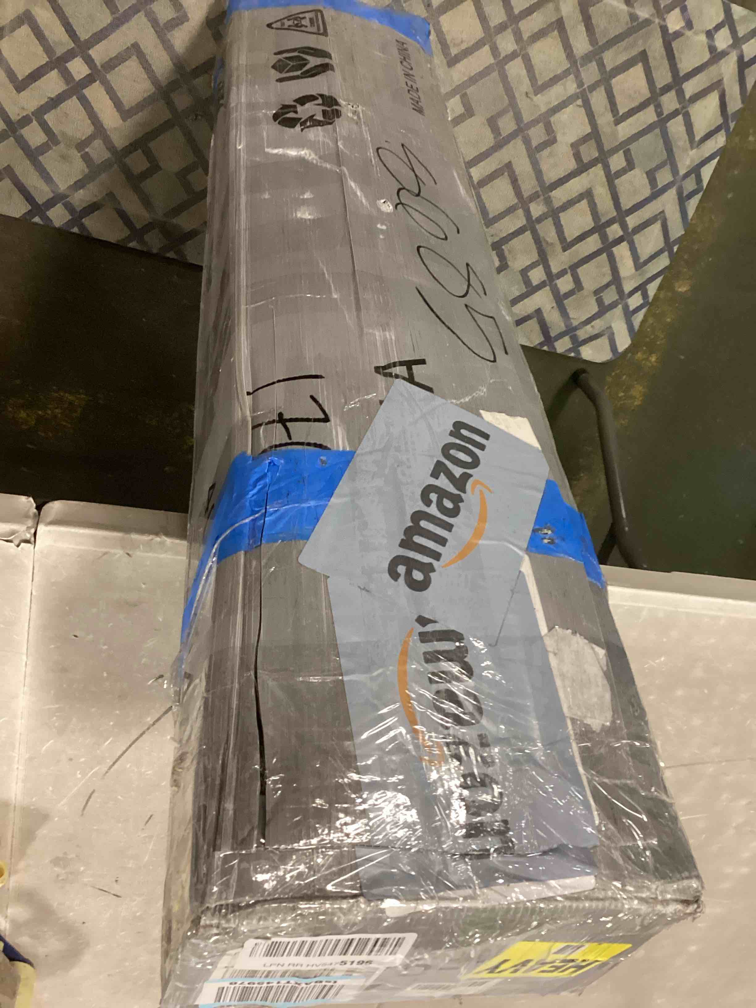 https://s3.amazonaws.com/lotting-images-prod/bidfta/BLU6494215_1719487233026.jpeg