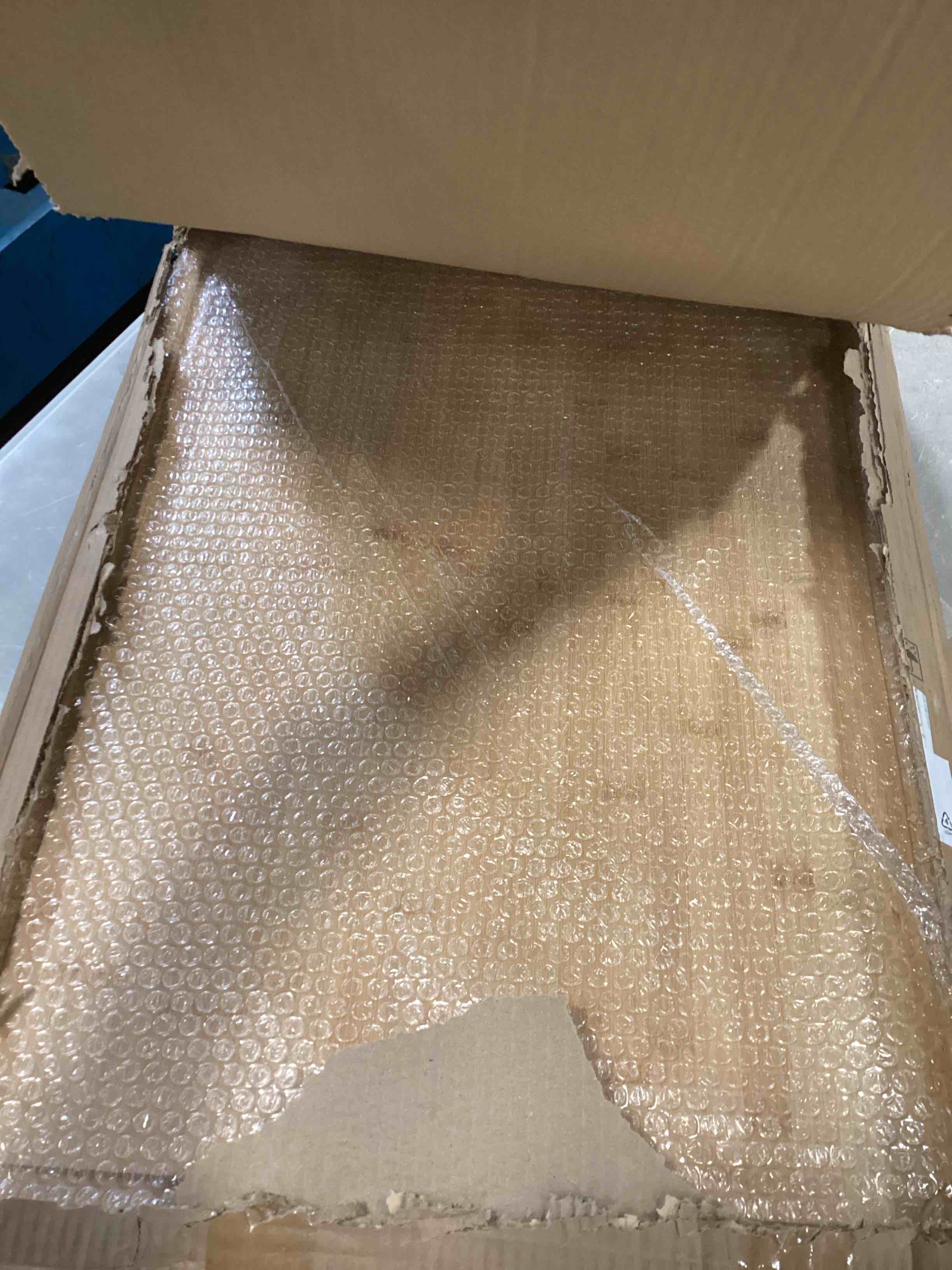 https://s3.amazonaws.com/lotting-images-prod/bidfta/BLU6494430_1719510130754.jpeg