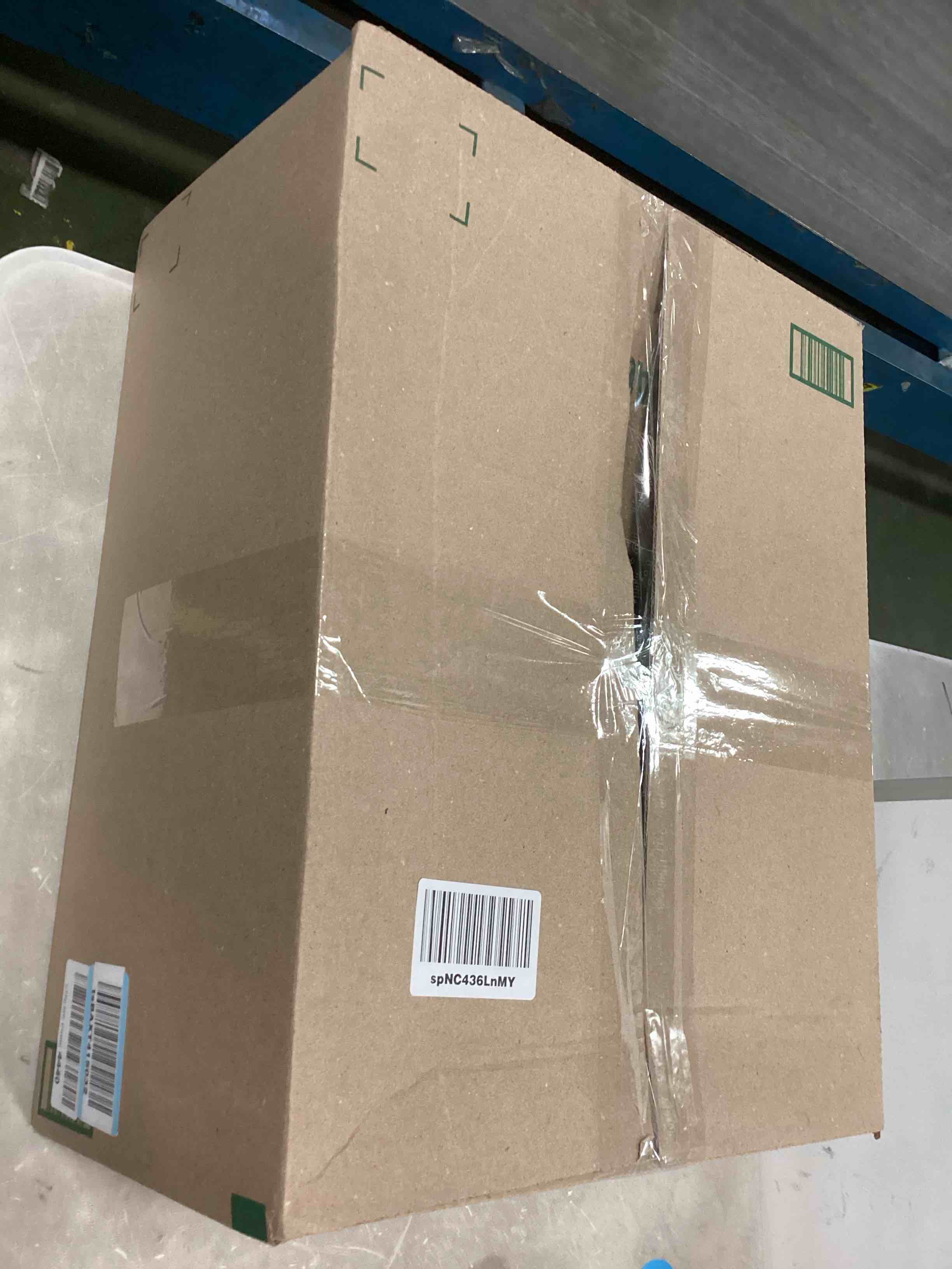 https://s3.amazonaws.com/lotting-images-prod/bidfta/BLU6494464_1719513182040.jpeg