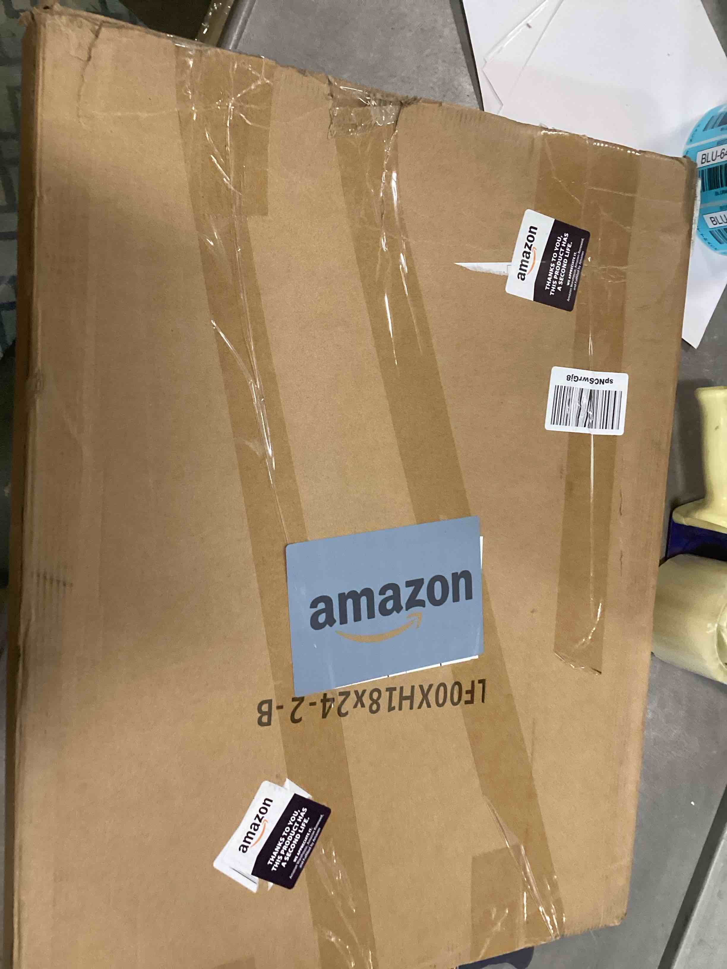 https://s3.amazonaws.com/lotting-images-prod/bidfta/BLU6494527_1719525307190.jpeg