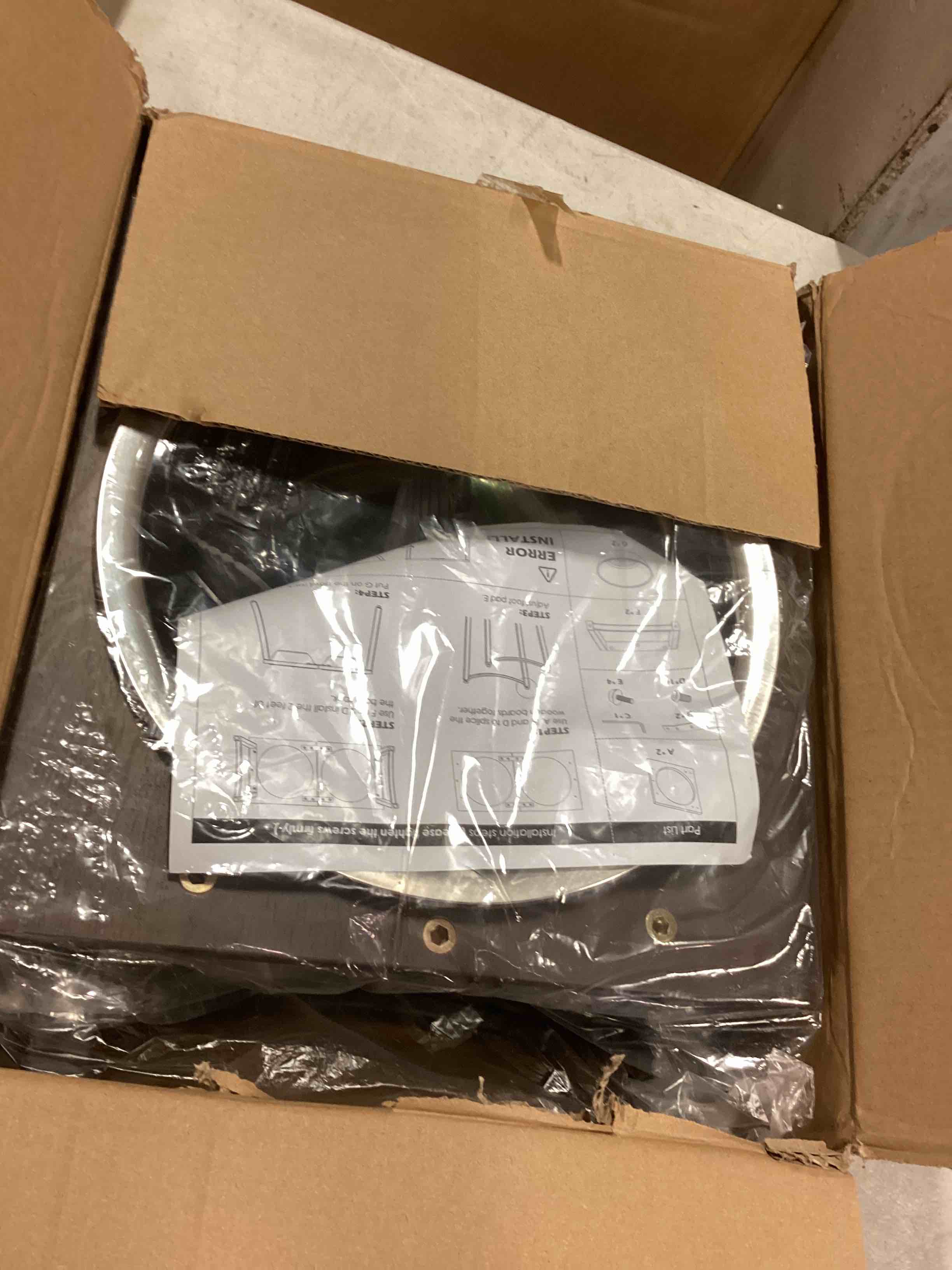 https://s3.amazonaws.com/lotting-images-prod/bidfta/BLU6495984_1719594807097.jpeg