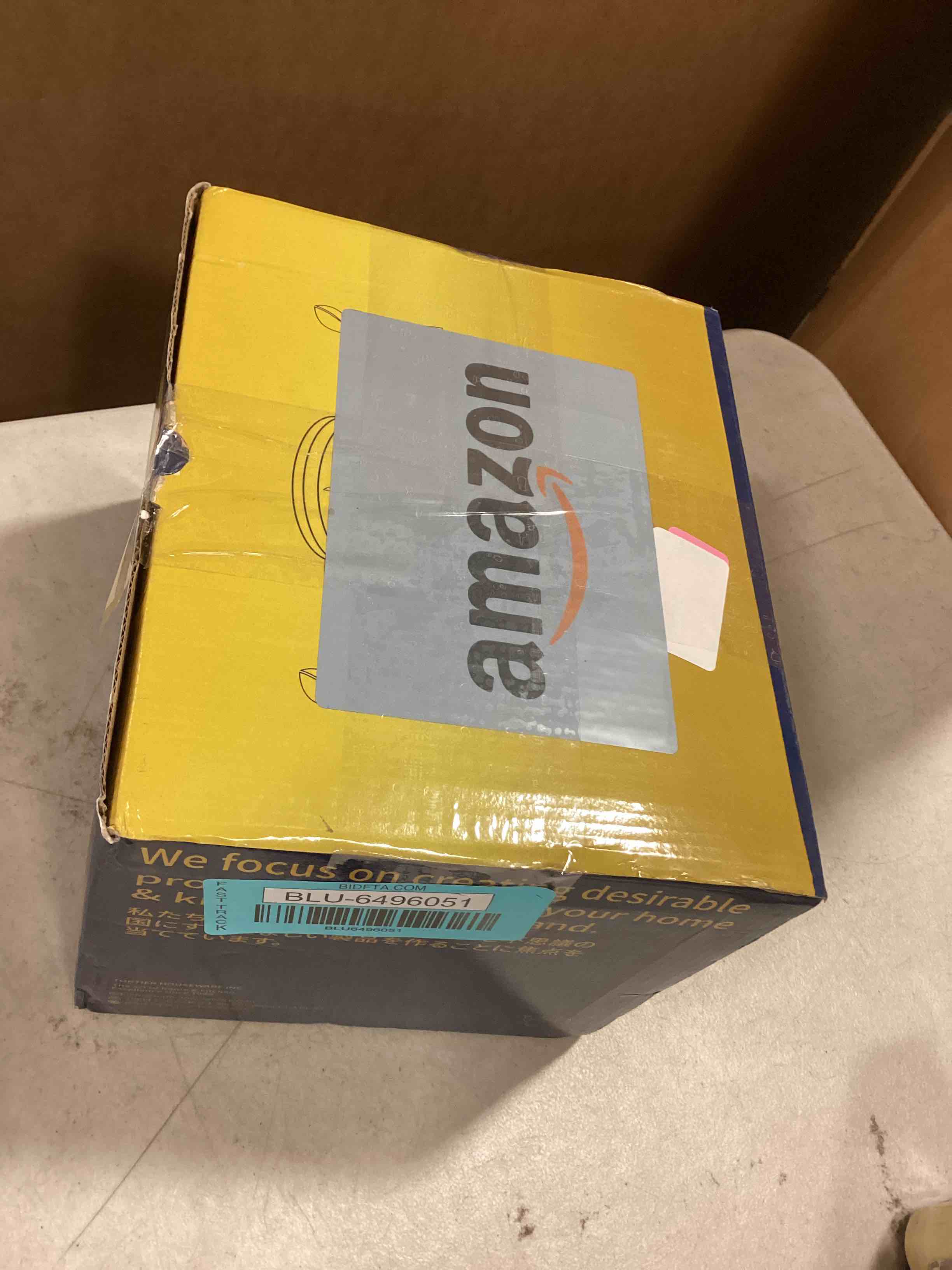 https://s3.amazonaws.com/lotting-images-prod/bidfta/BLU6496051_1719602376340.jpeg
