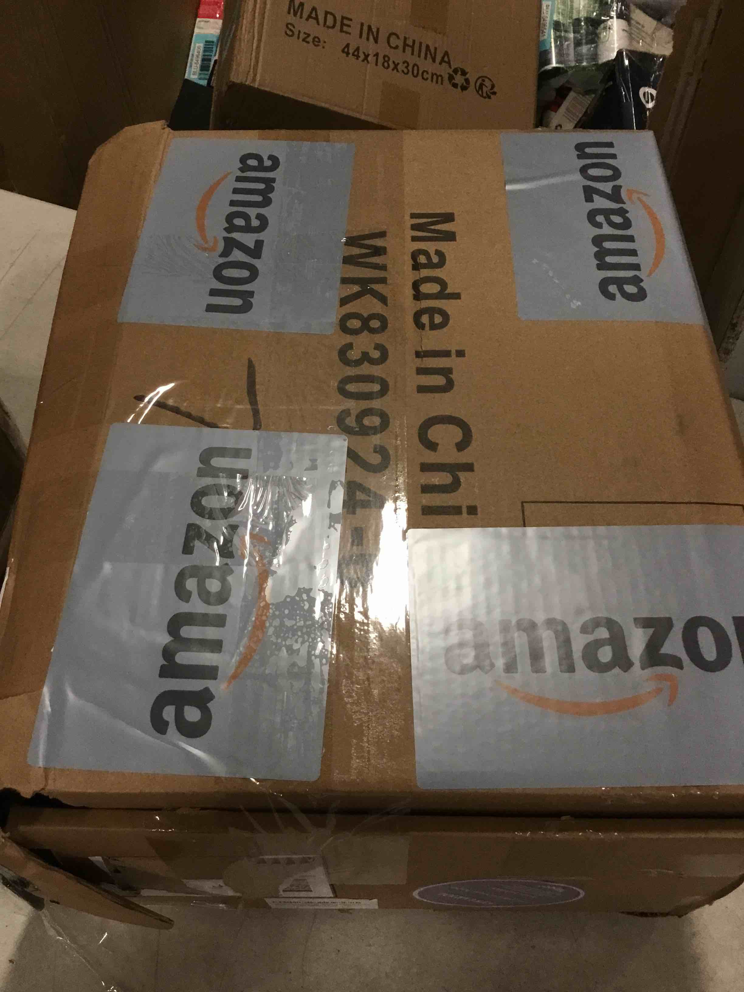 https://s3.amazonaws.com/lotting-images-prod/bidfta/BLU6496544_1719945735440.jpeg