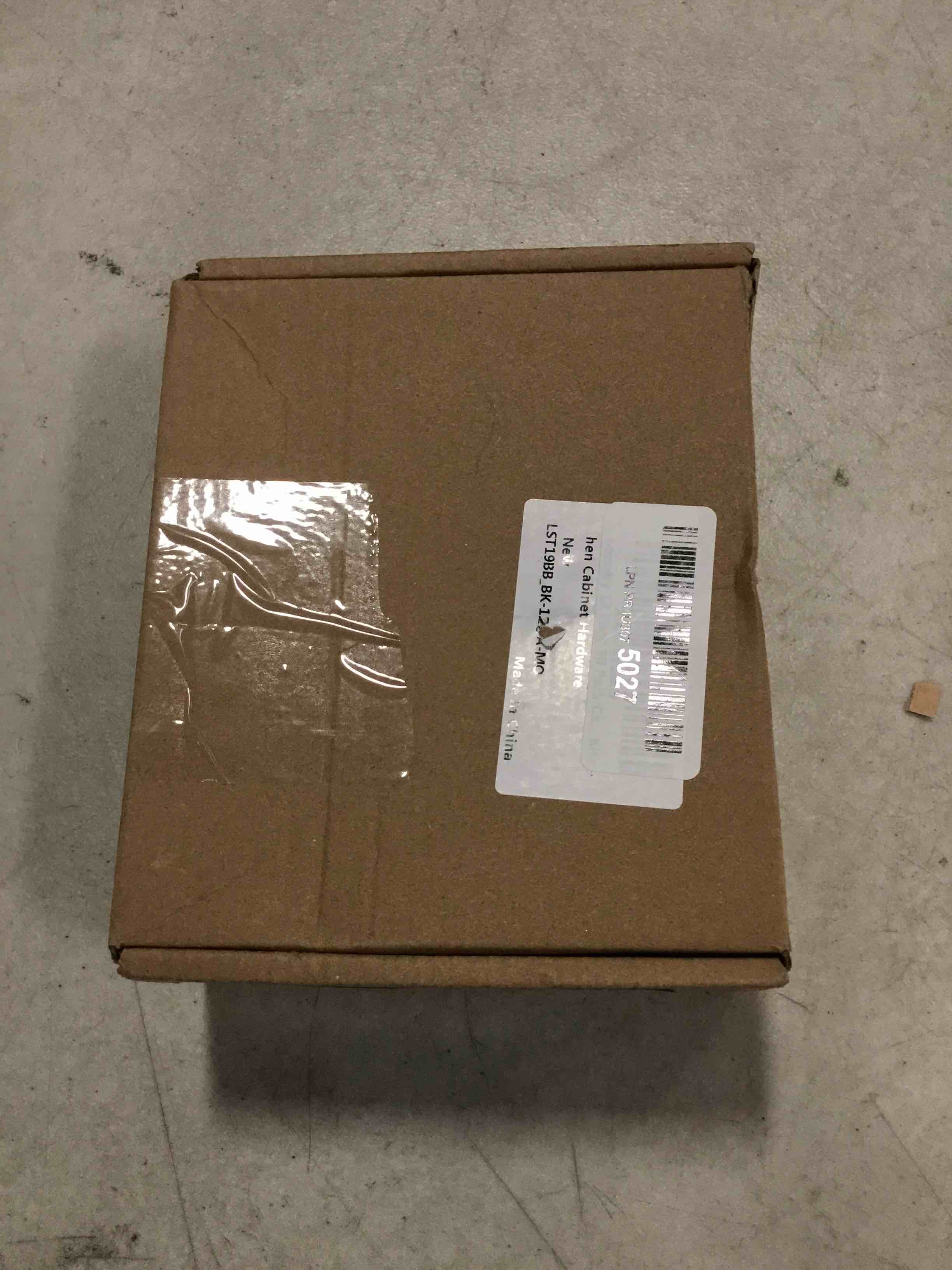 https://s3.amazonaws.com/lotting-images-prod/bidfta/BLU6496552_1719946301965.jpeg