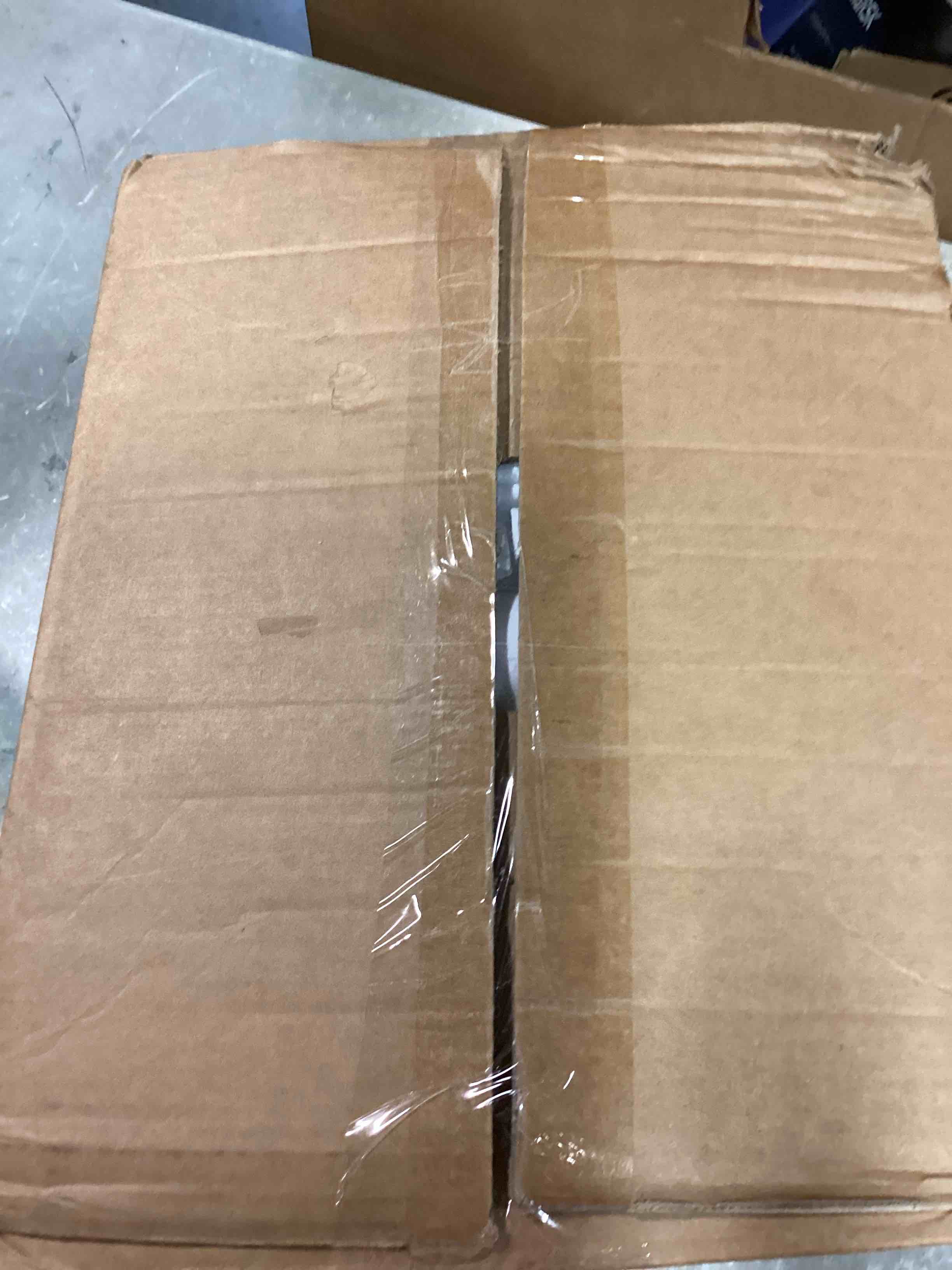 https://s3.amazonaws.com/lotting-images-prod/bidfta/BLU6499044_1719590321367.jpeg
