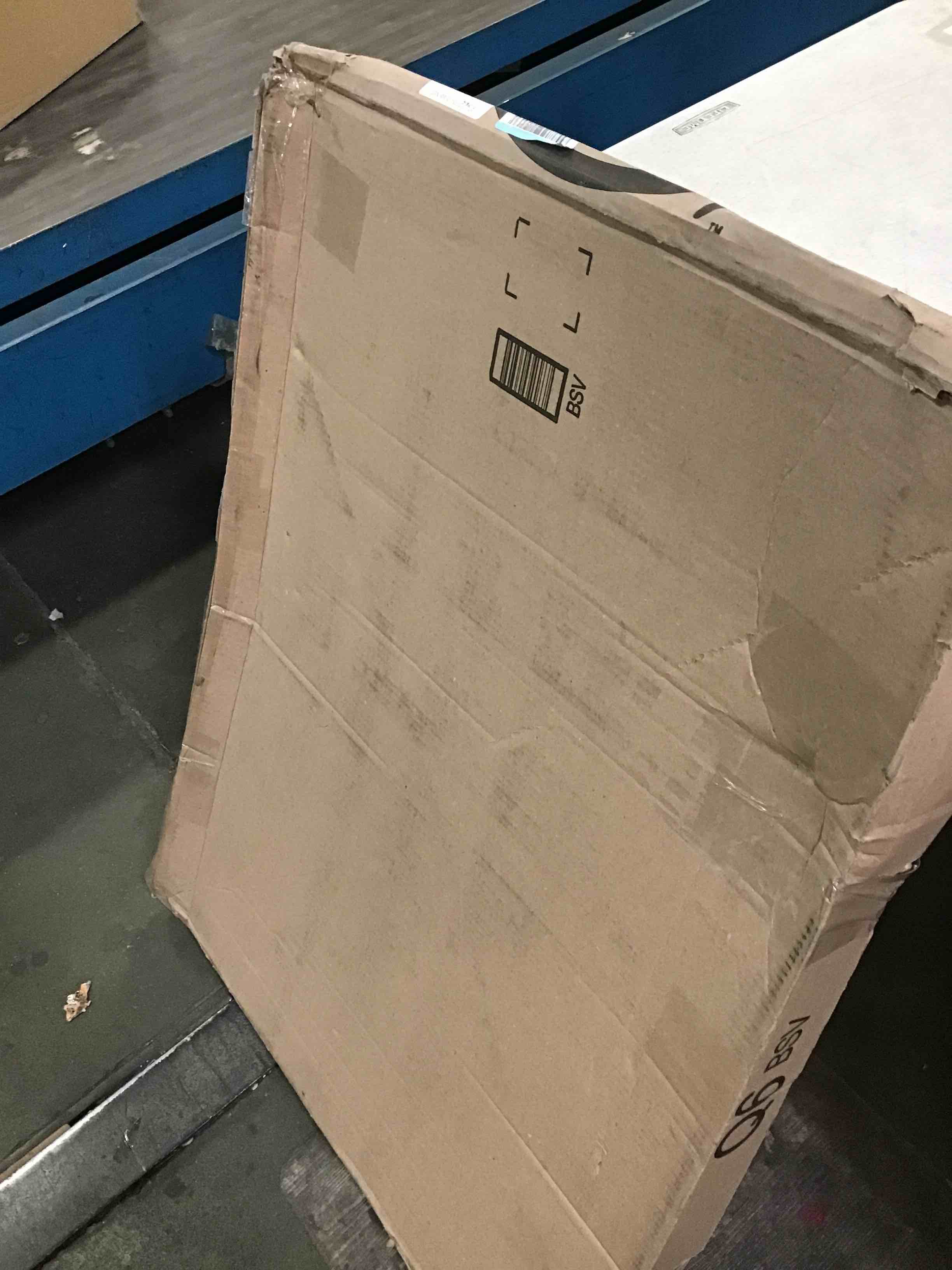 https://s3.amazonaws.com/lotting-images-prod/bidfta/BLU6500123_1717765005049.jpeg