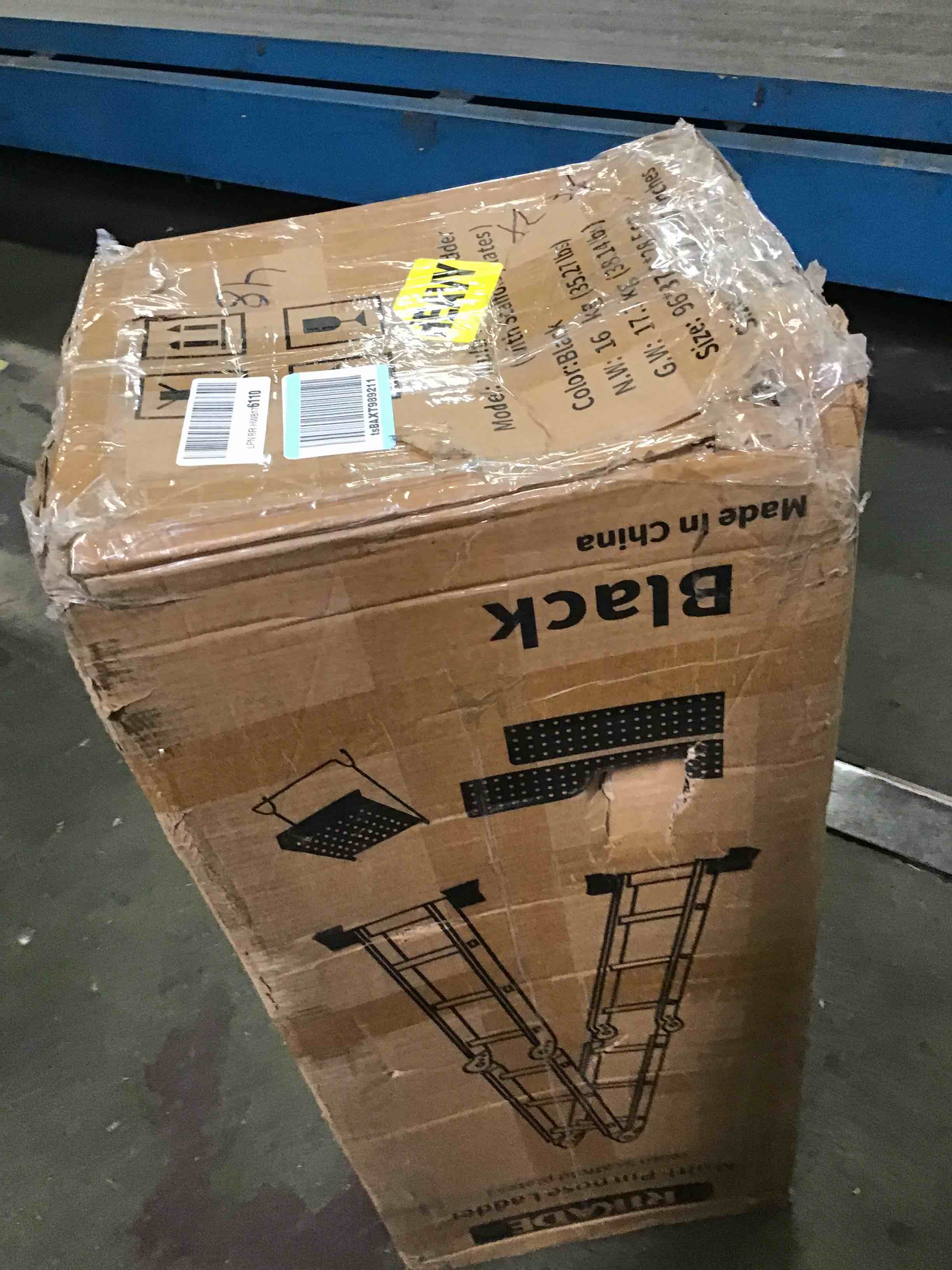 https://s3.amazonaws.com/lotting-images-prod/bidfta/BLU6500185_1717774083232.jpeg