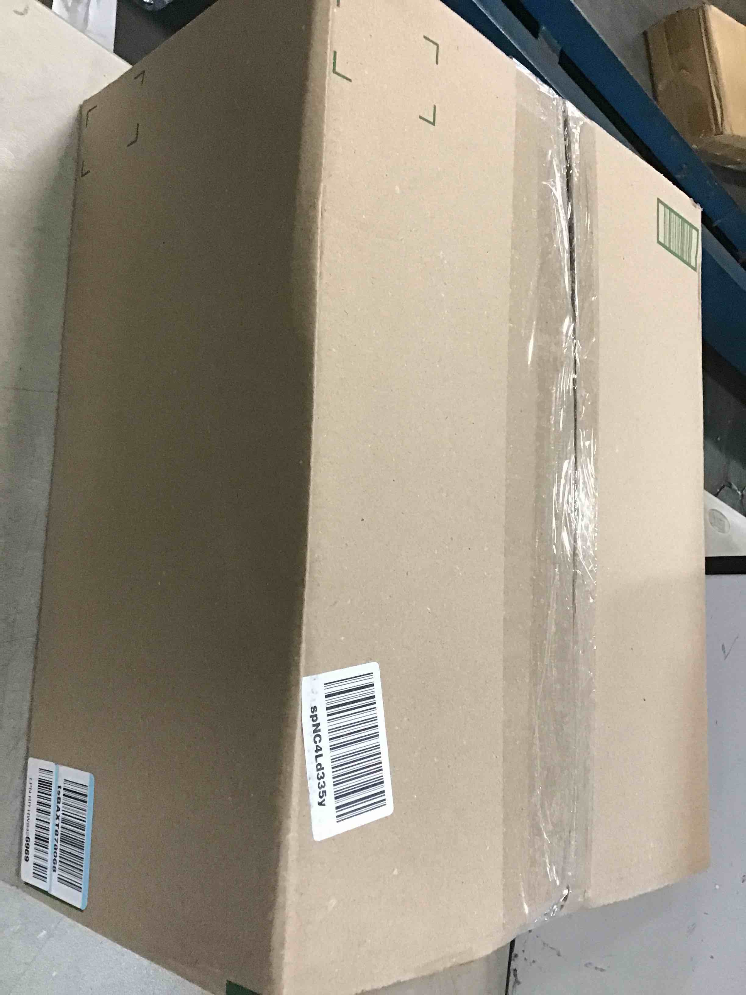 https://s3.amazonaws.com/lotting-images-prod/bidfta/BLU6500390_1718112085437.jpeg
