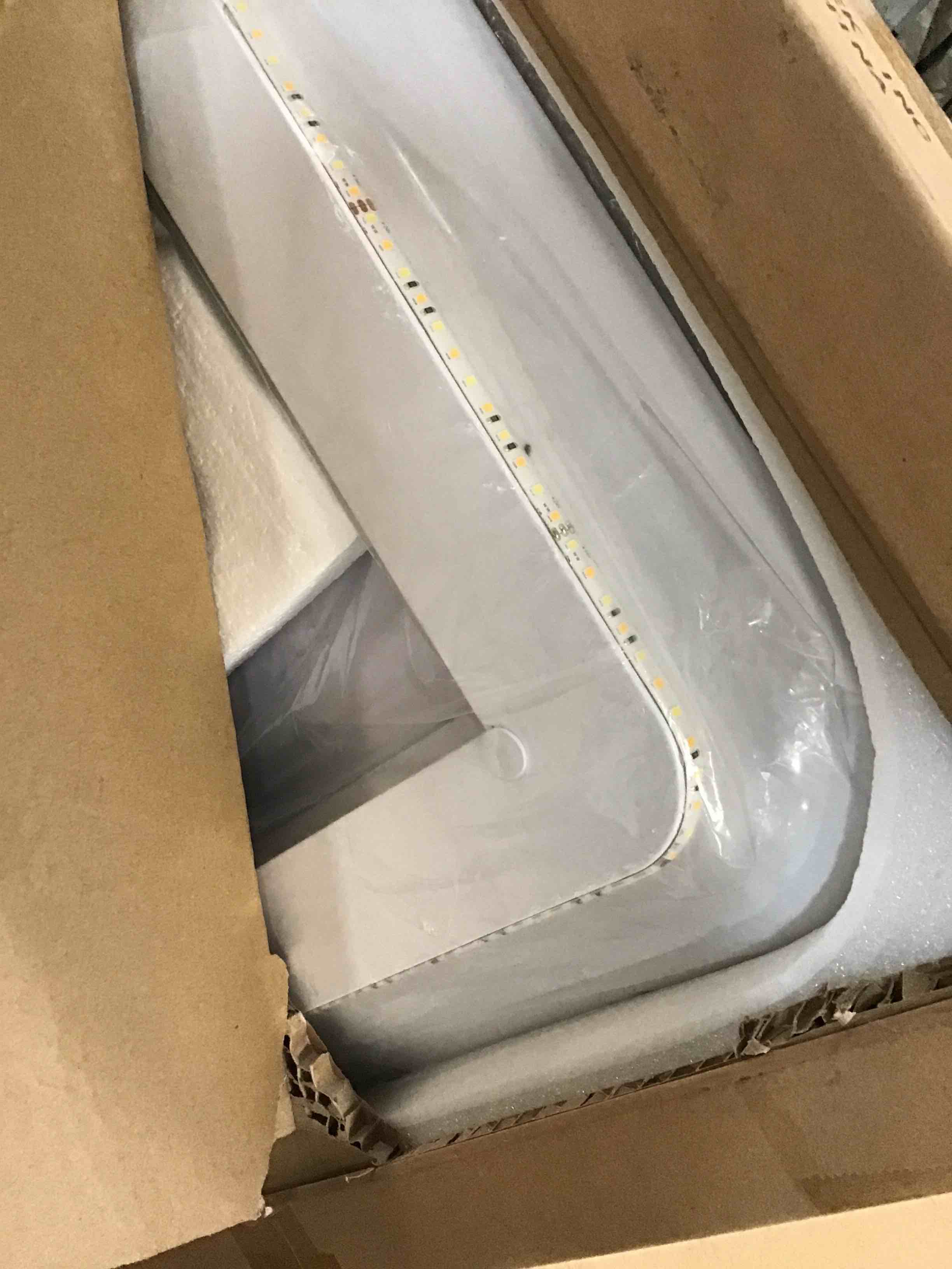 https://s3.amazonaws.com/lotting-images-prod/bidfta/BLU6500440_1718119045506.jpeg