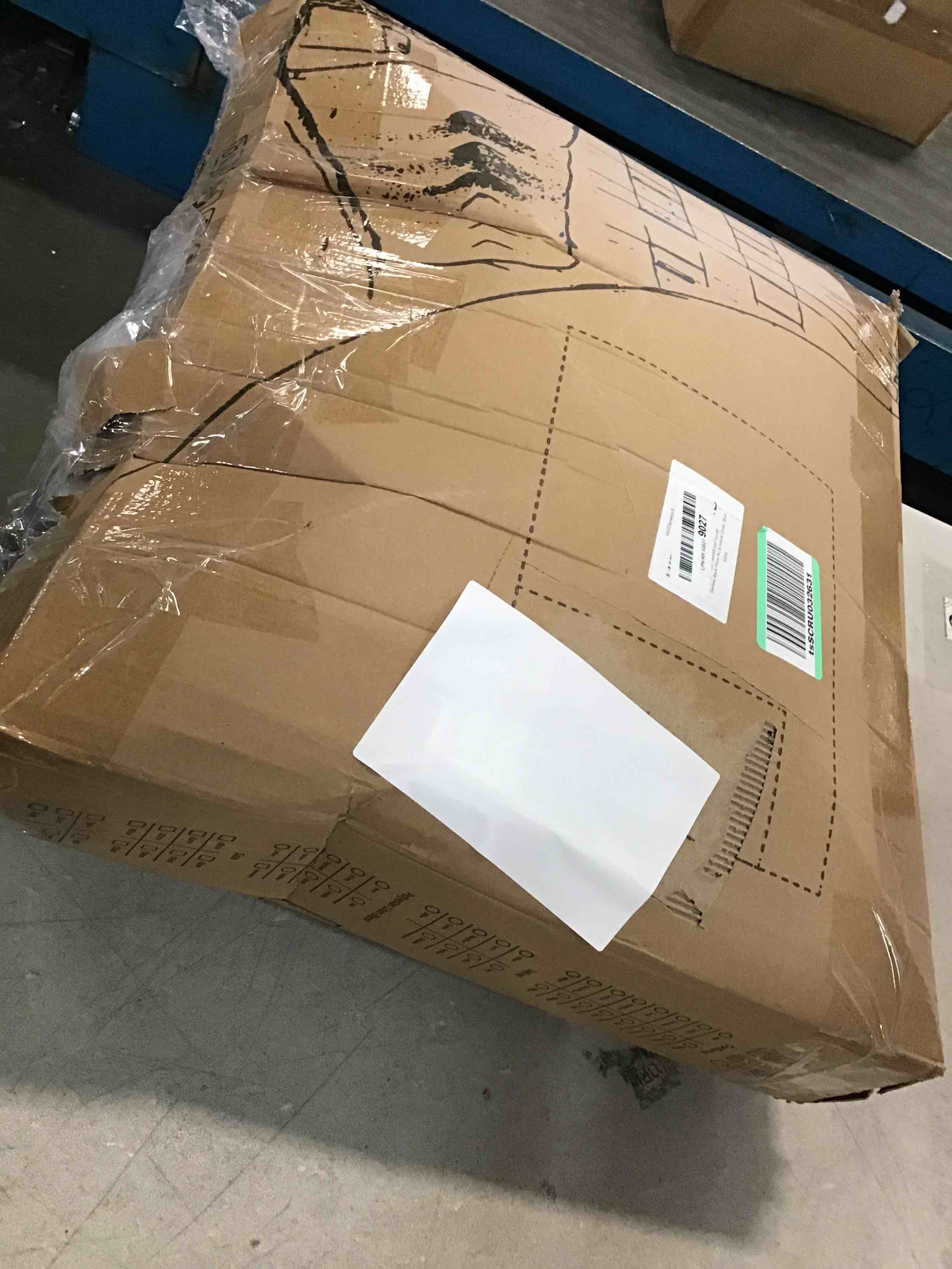 https://s3.amazonaws.com/lotting-images-prod/bidfta/BLU6500458_1718120702549.jpeg