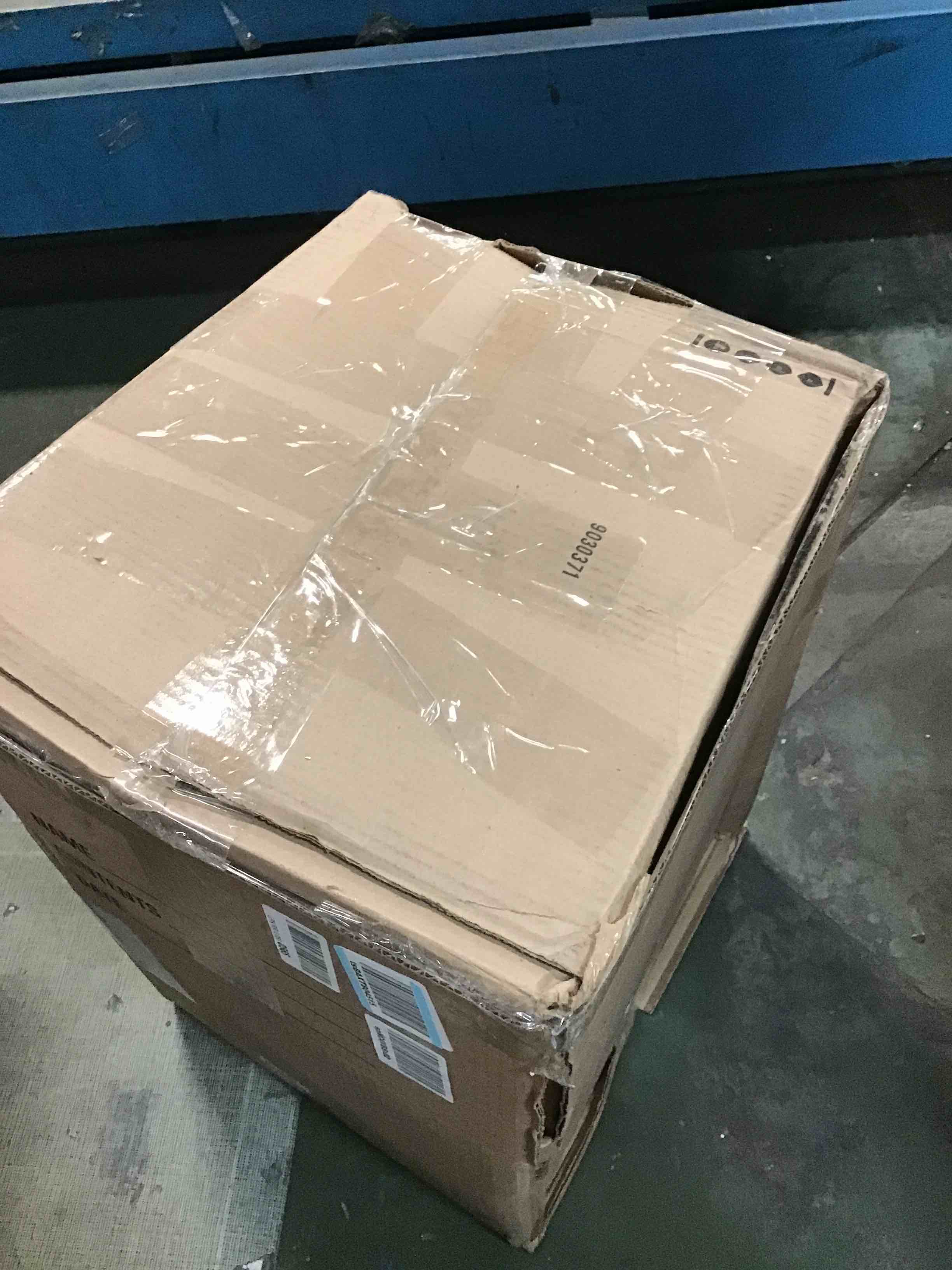 https://s3.amazonaws.com/lotting-images-prod/bidfta/BLU6500571_1718192229533.jpeg