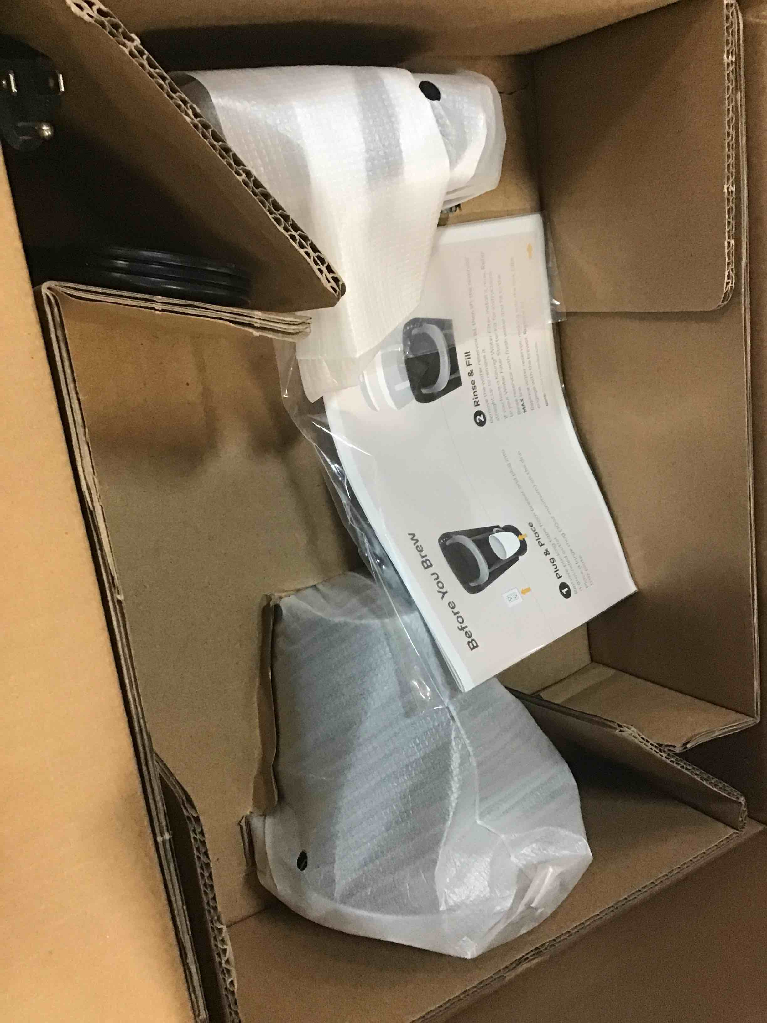 https://s3.amazonaws.com/lotting-images-prod/bidfta/BLU6501048_1718394788719.jpeg
