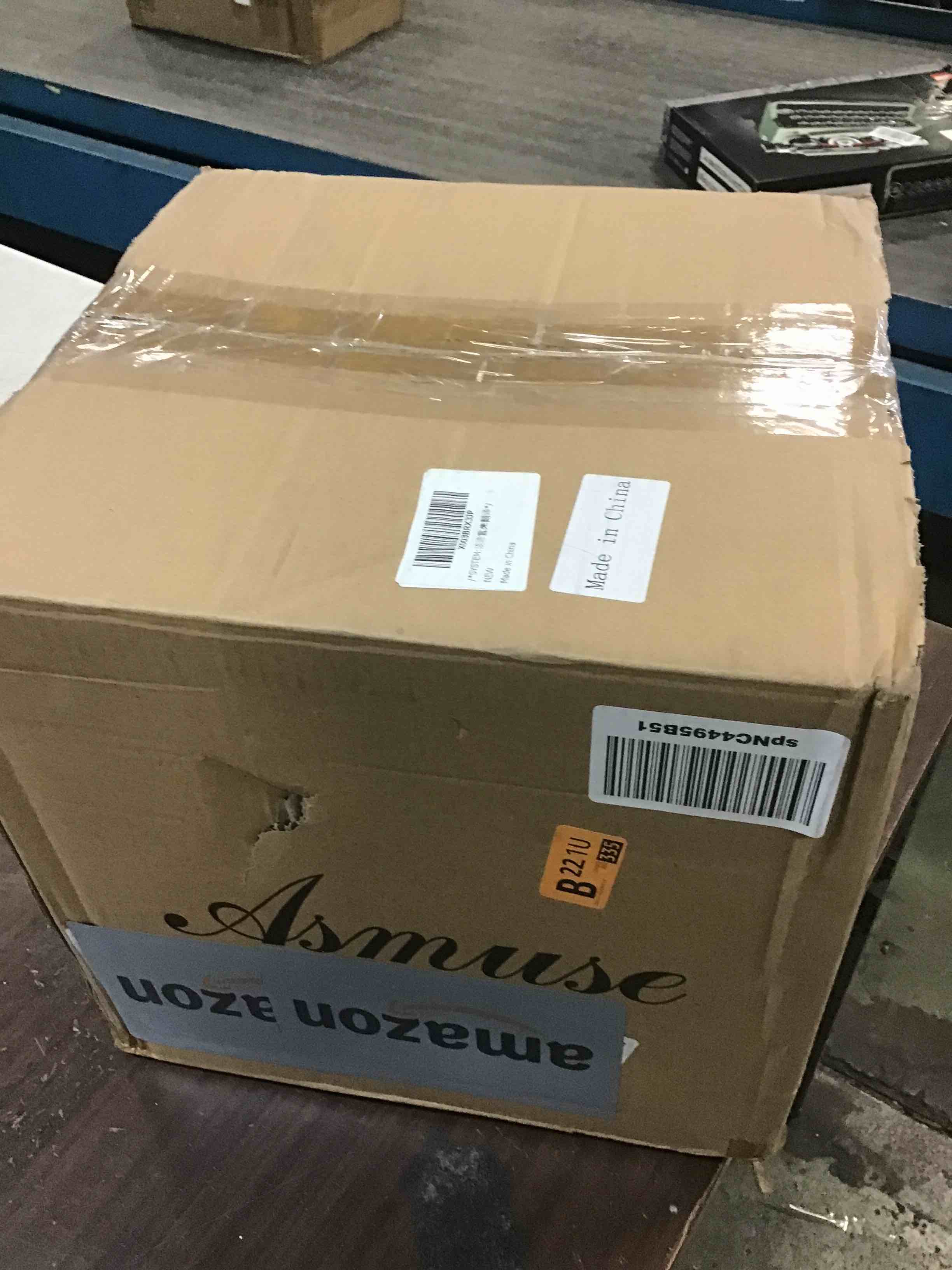 https://s3.amazonaws.com/lotting-images-prod/bidfta/BLU6501162_1718375240718.jpeg