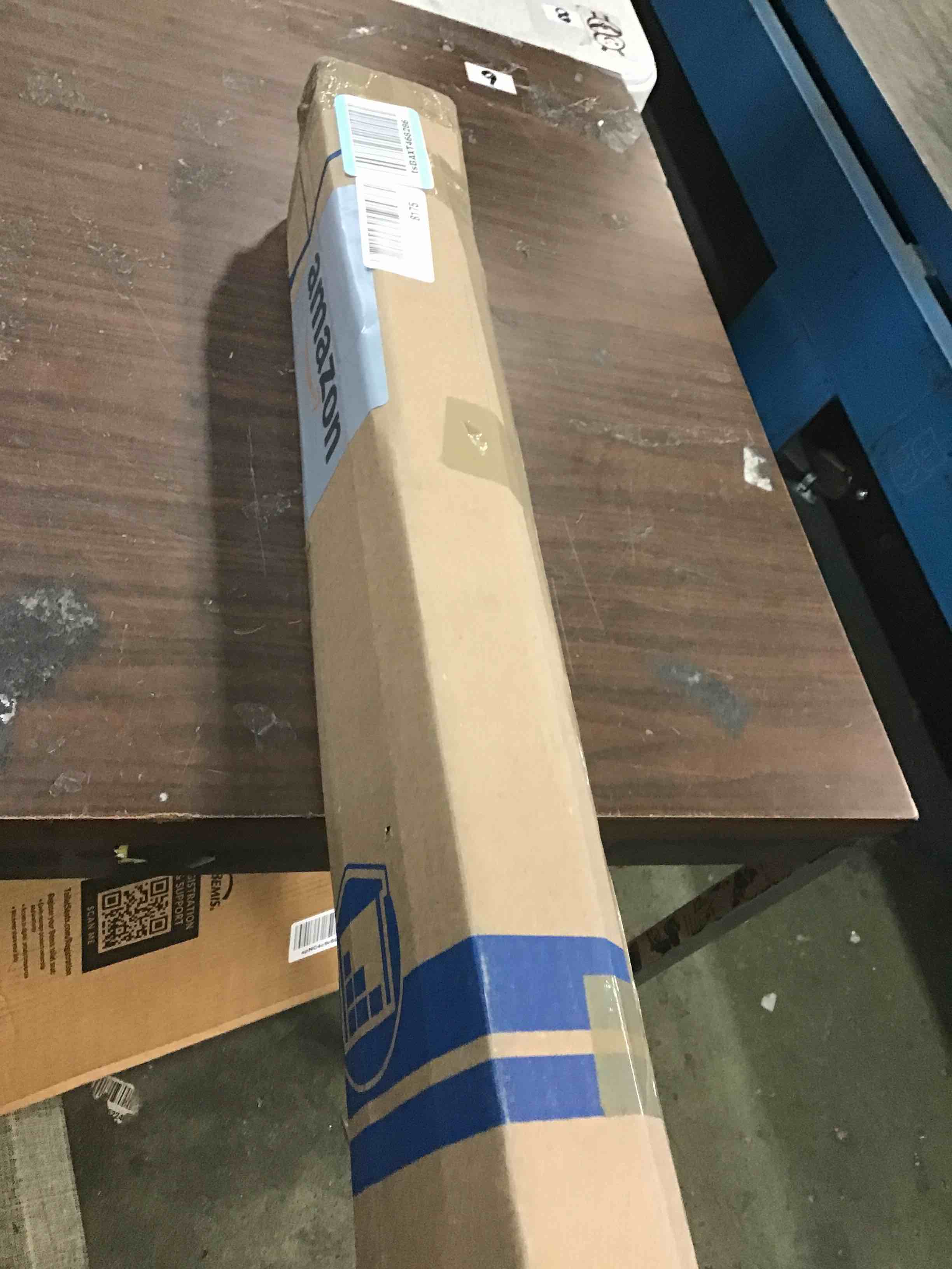 https://s3.amazonaws.com/lotting-images-prod/bidfta/BLU6501201_1718378567859.jpeg
