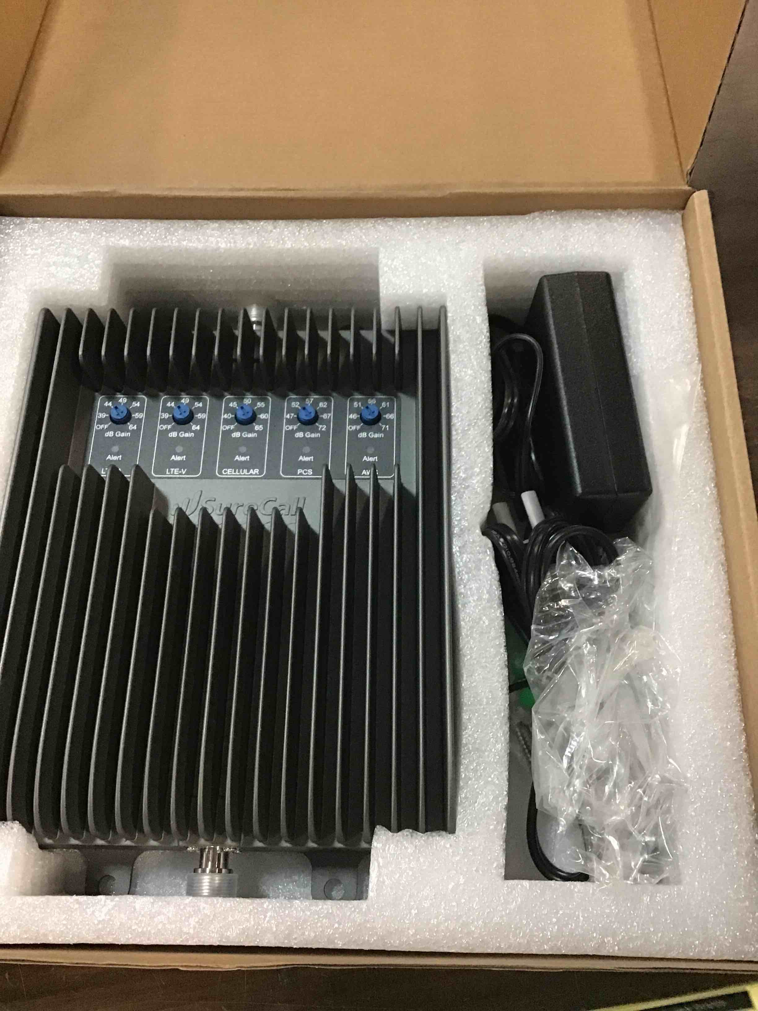 https://s3.amazonaws.com/lotting-images-prod/bidfta/BLU6501282_1718390495177.jpeg