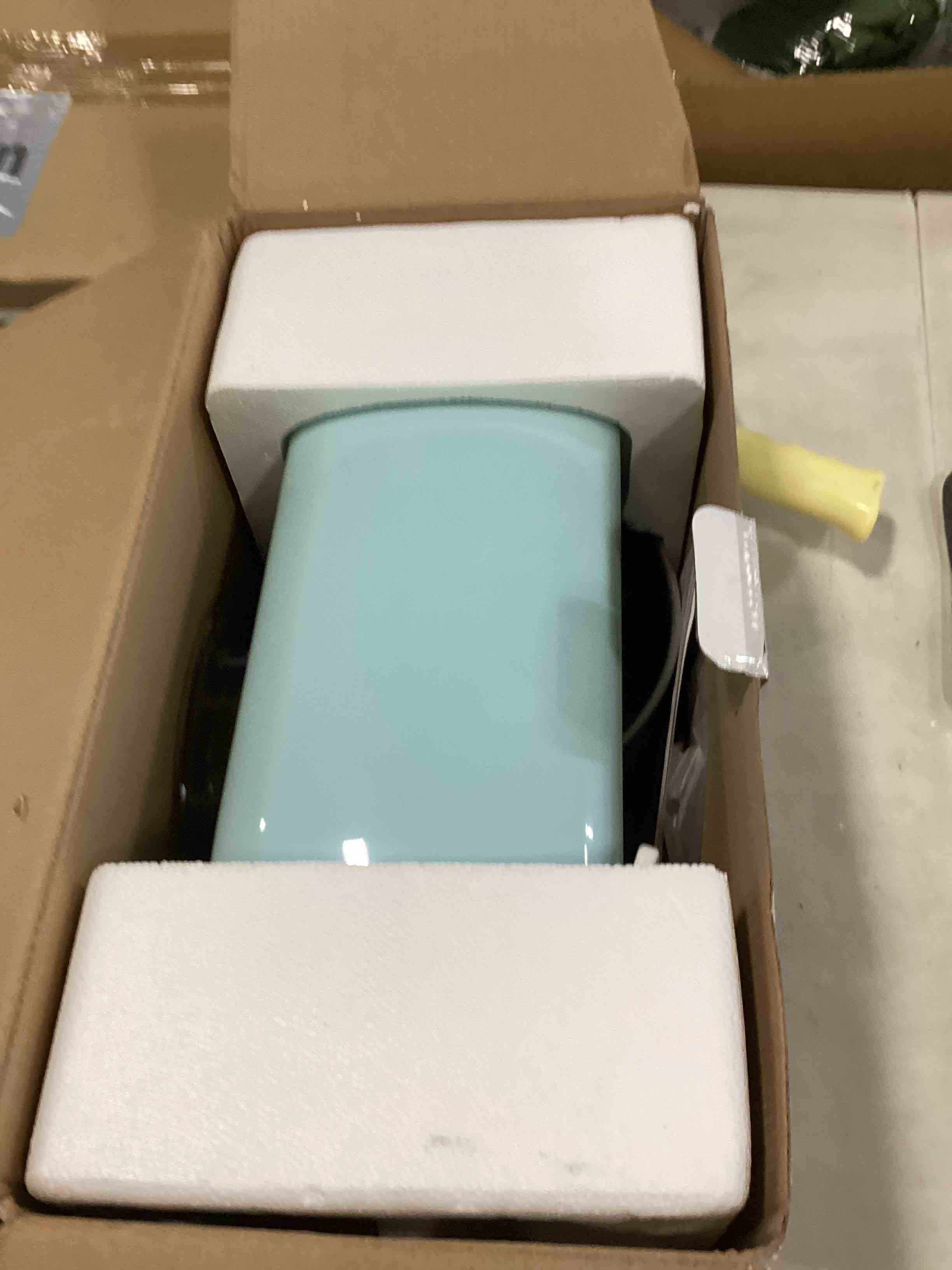 https://s3.amazonaws.com/lotting-images-prod/bidfta/BLU6503446_1717261058813.jpeg