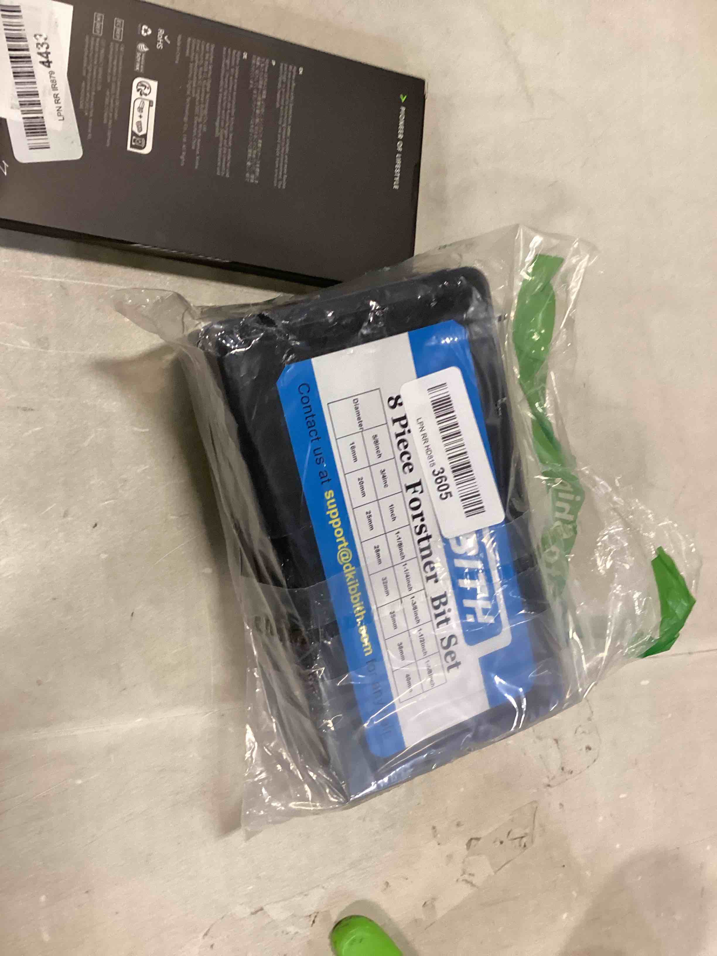 https://s3.amazonaws.com/lotting-images-prod/bidfta/BLU6503468_1717263003591.jpeg