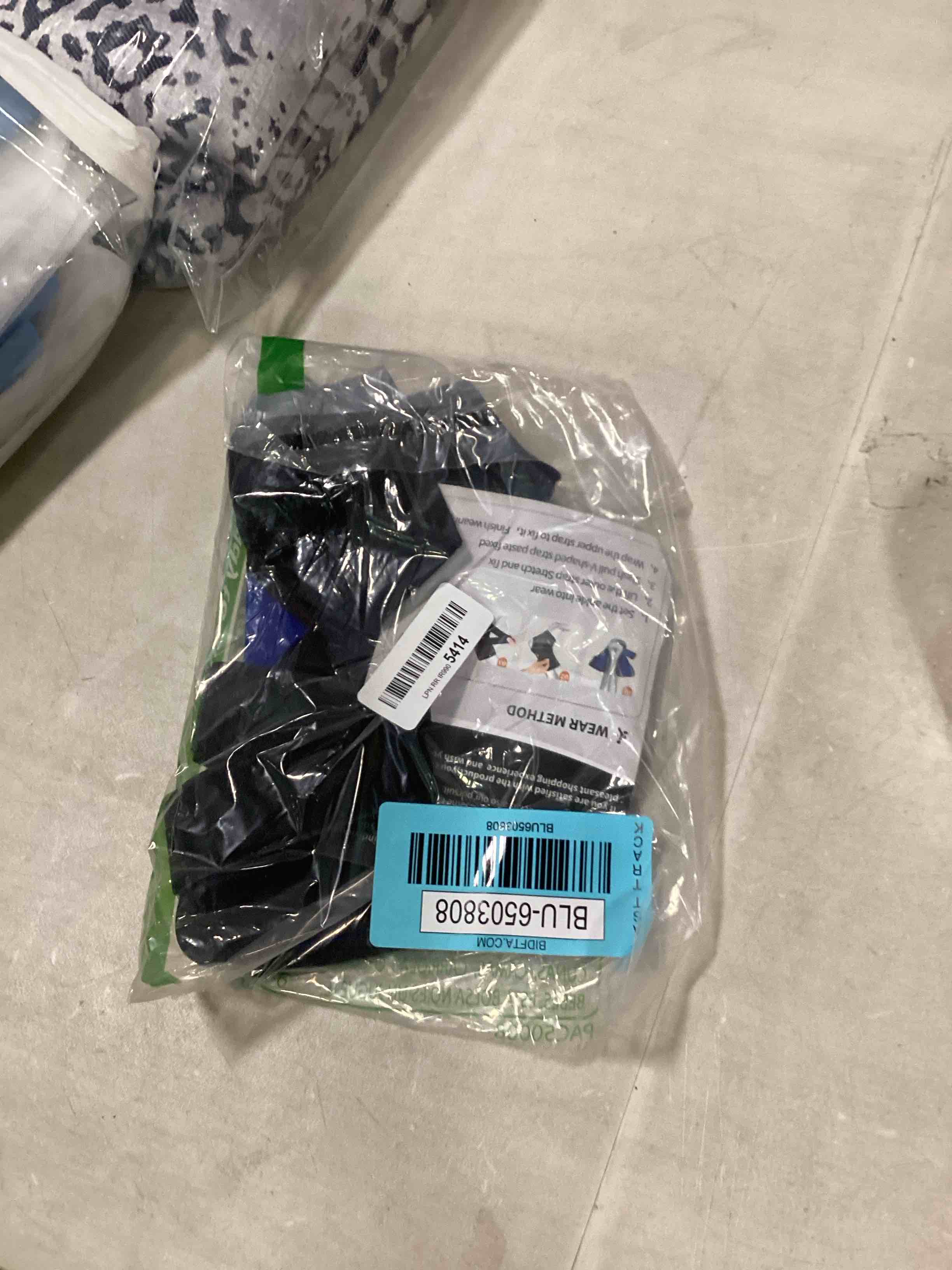 https://s3.amazonaws.com/lotting-images-prod/bidfta/BLU6503808_1717441026276.jpeg