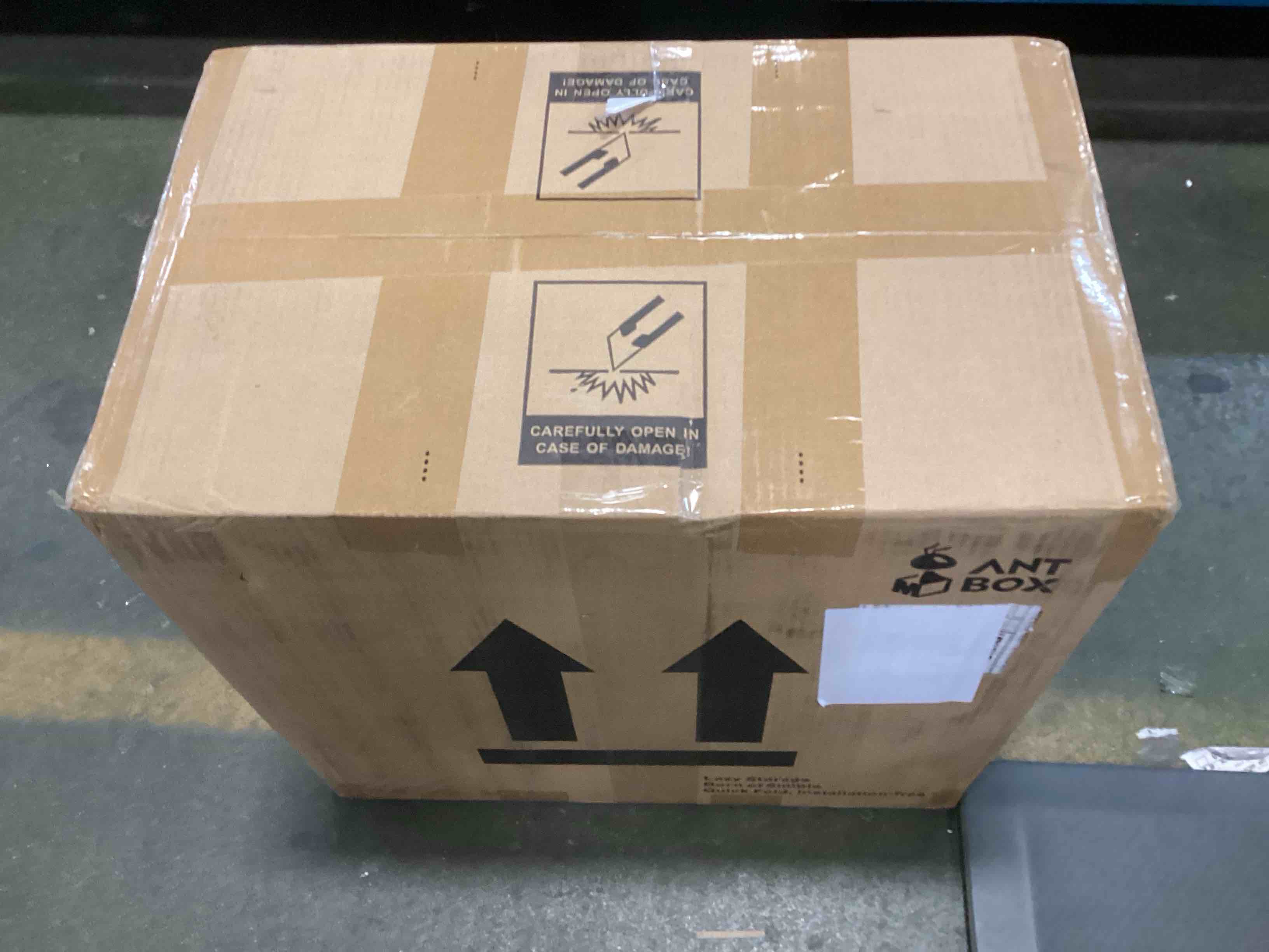 https://s3.amazonaws.com/lotting-images-prod/bidfta/BLU6504692_1717774407182.jpeg