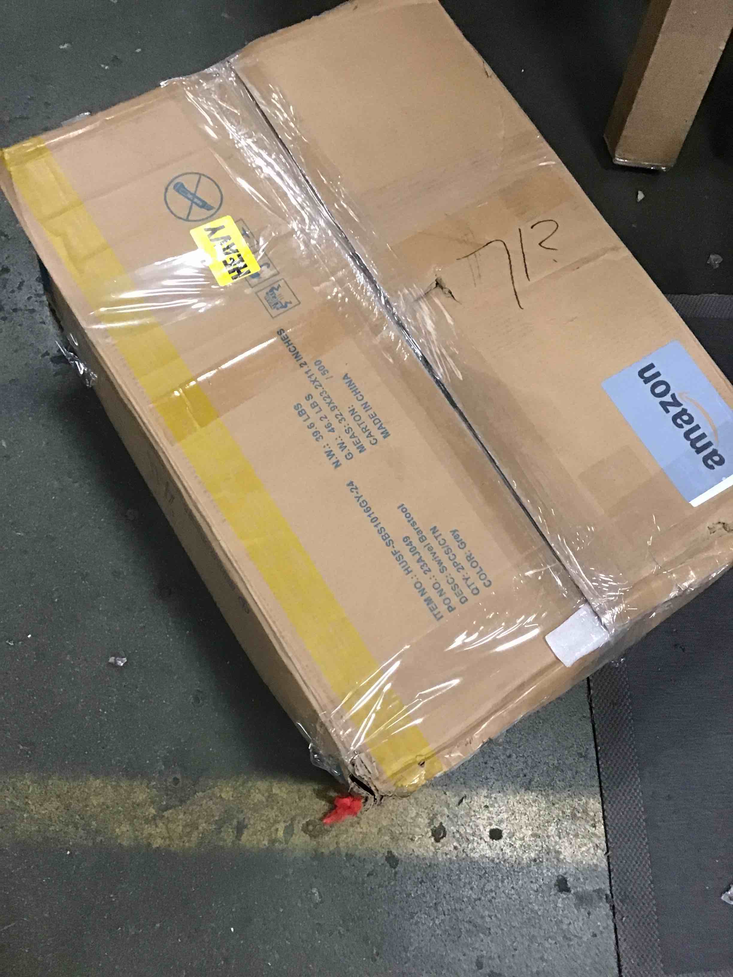 https://s3.amazonaws.com/lotting-images-prod/bidfta/BLU6505020_1718117704043.jpeg