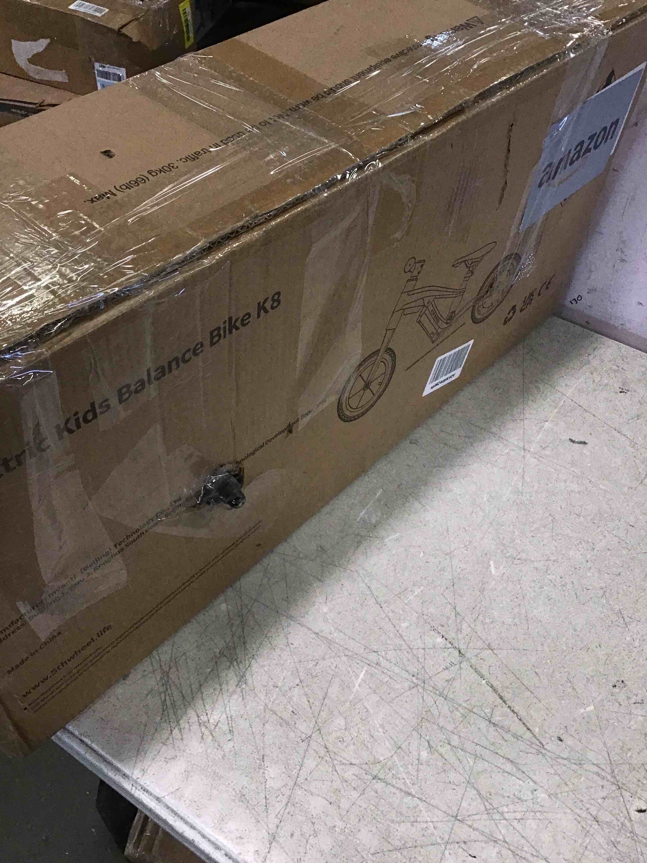 https://s3.amazonaws.com/lotting-images-prod/bidfta/BLU6505228_1718196836696.jpeg
