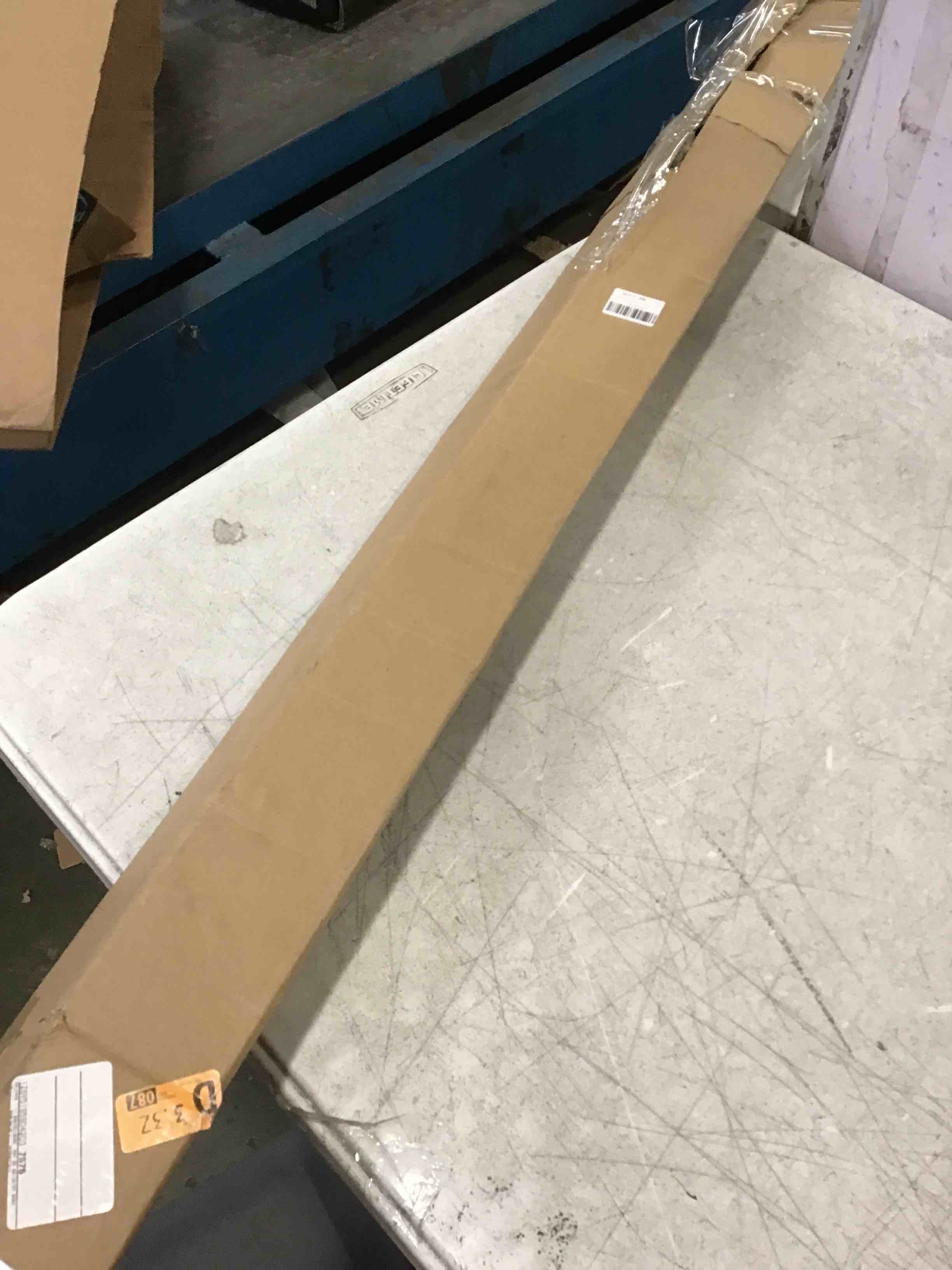 https://s3.amazonaws.com/lotting-images-prod/bidfta/BLU6505319_1718207260145.jpeg
