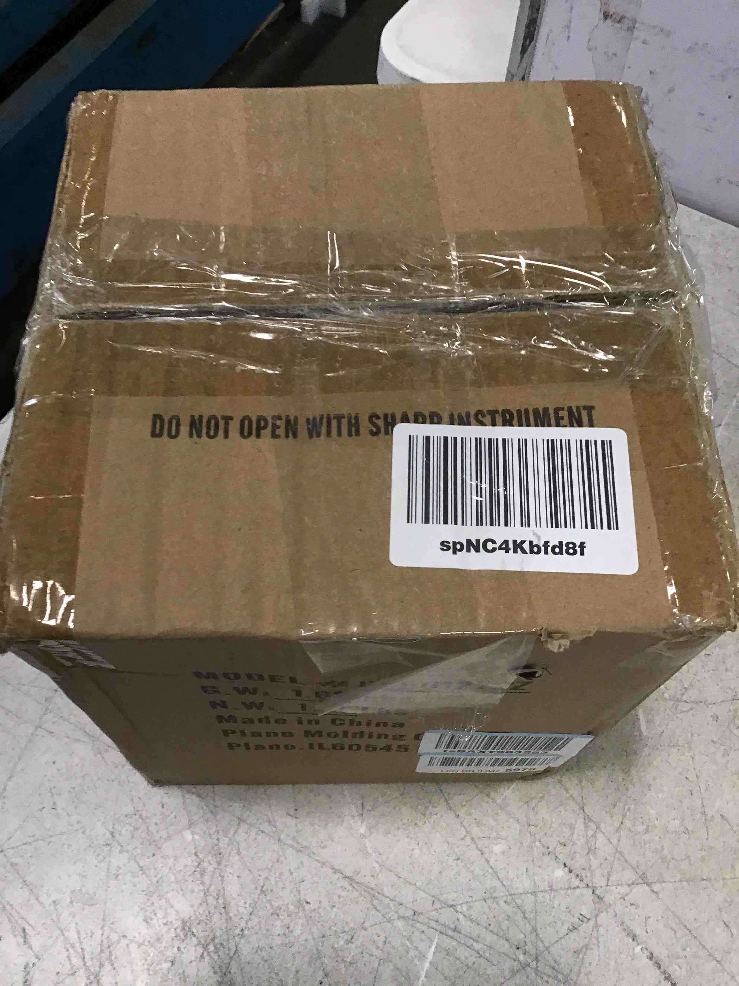 https://s3.amazonaws.com/lotting-images-prod/bidfta/BLU6505369_1718212983928.jpeg